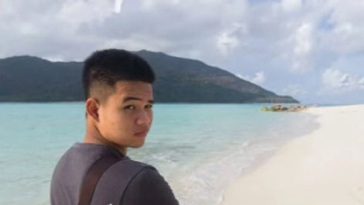 จำแทบไม่ได้!! "น้องทิว" พระเอกหนัง "ปัญญาเรณู" ปัจจุบันเปลี่ยนไปมาก หล่อขึ้นเป็นกอง ถึงกับขยี้ตารัวๆ !! (ชมภาพ)