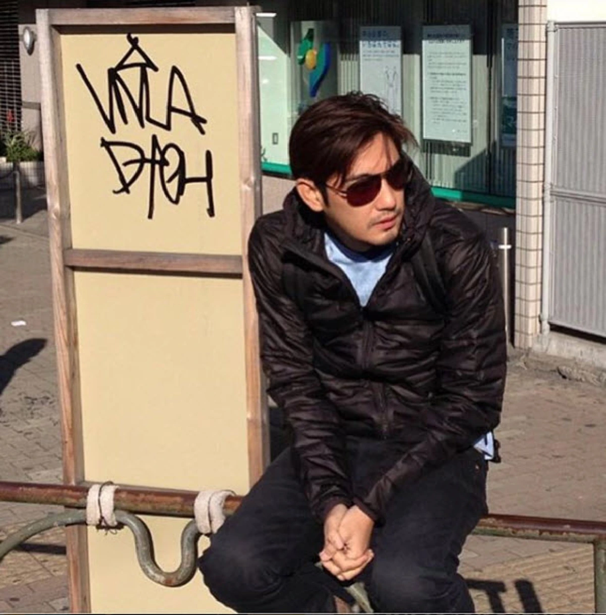 "หนุ่ม ศรราม" เร่งแจงแฟนคลับใน อินสตาแกรม "เหตุผลไม่ไปวิ่ง ก้าวคนละก้าว " กับพี่เต๋าและพี่ตูน (รายละเอียด)