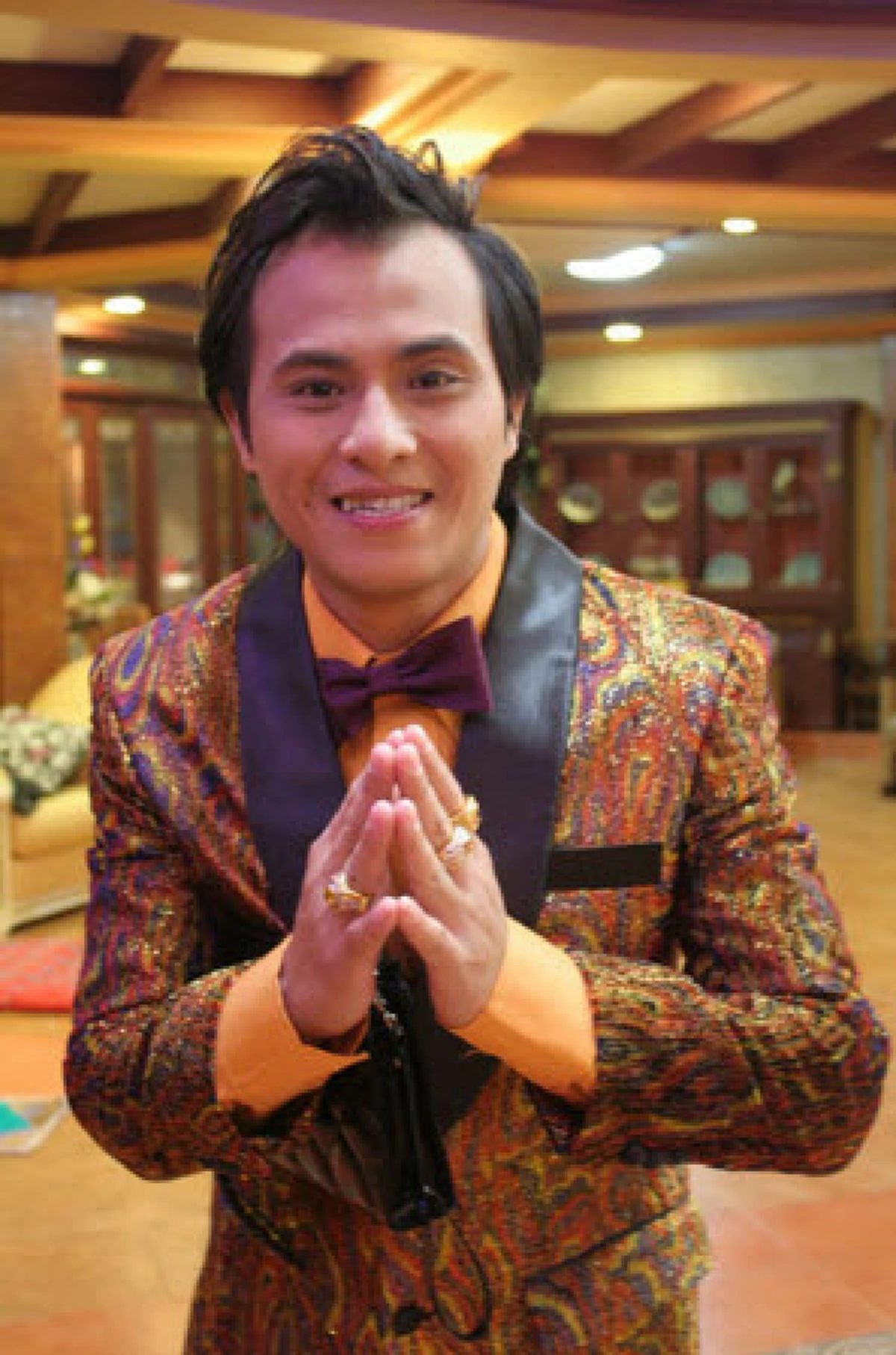 อุต๊ะ ว้ายกรี๊ด !! เปิดภาพปัจจุบัน " ยอดชาย " เจ้าของวลี " อ่ะฮึ้ย ยอดชายรับบ่ได้เล้ย " เปลี่ยนไปจนแทบไม่เชื่อสายตา! ไปทำอะไรมา!!?