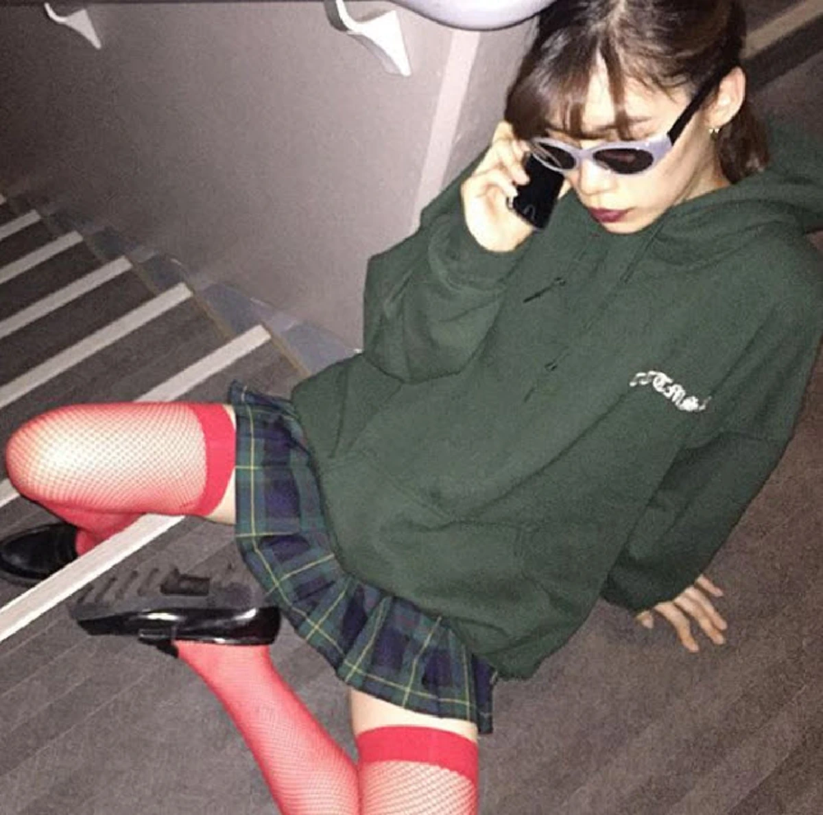 **ฉาวอีกแล้ว !!! เผยโฉมหน้า "นางแบบสาวชื่อดัง" แดนปลาดิบ เจอพิษคลิปหลุดสุดเร่าร้อนกับแฟนหนุ่ม ! ชาวเน็ตกระหน่ำแชร์กันว่อน