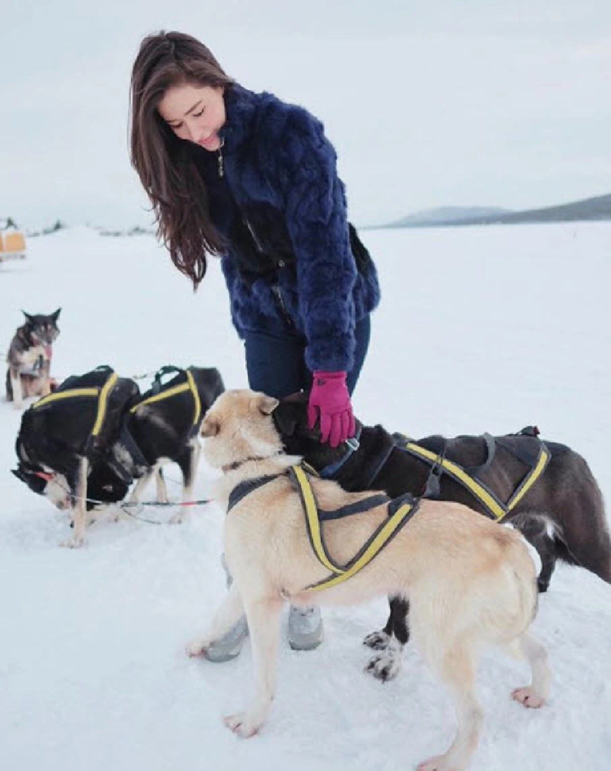 **จูบลาคนเก่า !!! "ศรีริต้า เจนเซ่น" สลัดคราบสาวหวาน - เปลี่ยนลุคส์ครั้งแรก ! บอกเลยเปรี้ยวก็ได้ เรียบร้อยก็ดี !! (ภาพ)