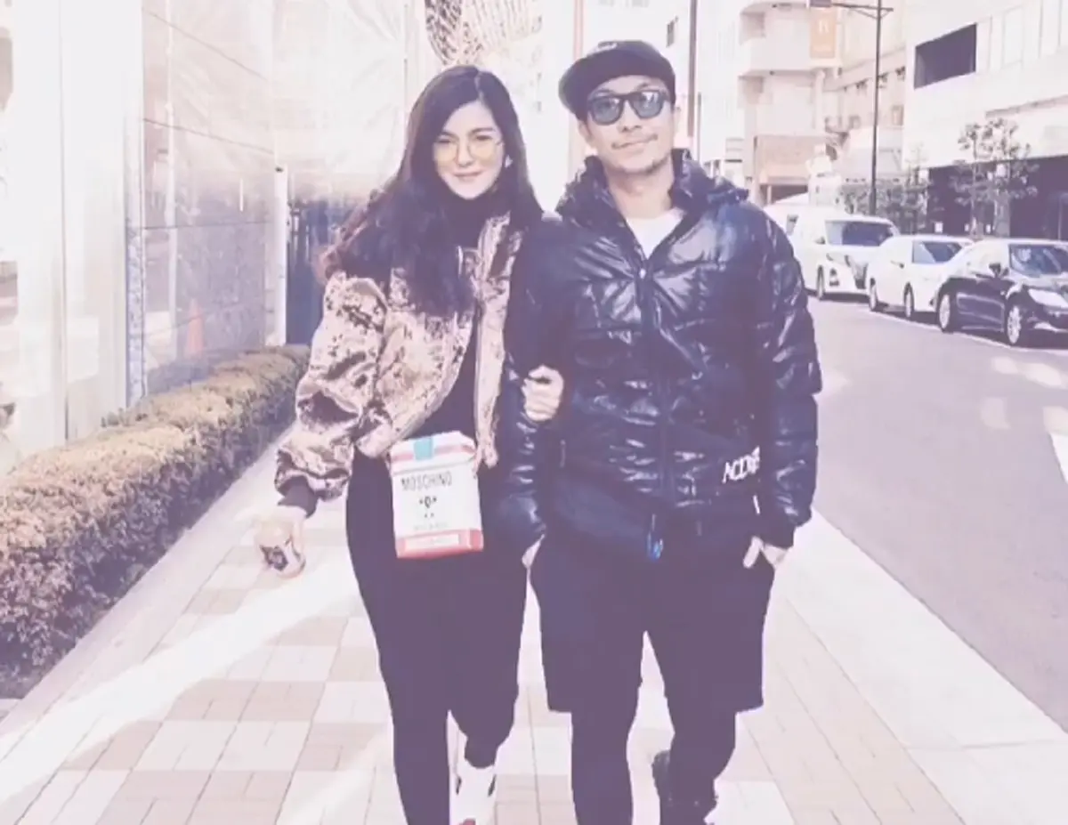 ***ไปไม่ถึงฝั่งอีกคู่ !! ลือกันให้แซ่ด "กวาง เดอะเฟซ" จบความสัมพันธ์ "โจอี้ บอย" ลบรูปคู่เกลี้ยงไอจี งานนี้ทำเอาแฟนคลับใจหายไปตามๆกัน !?