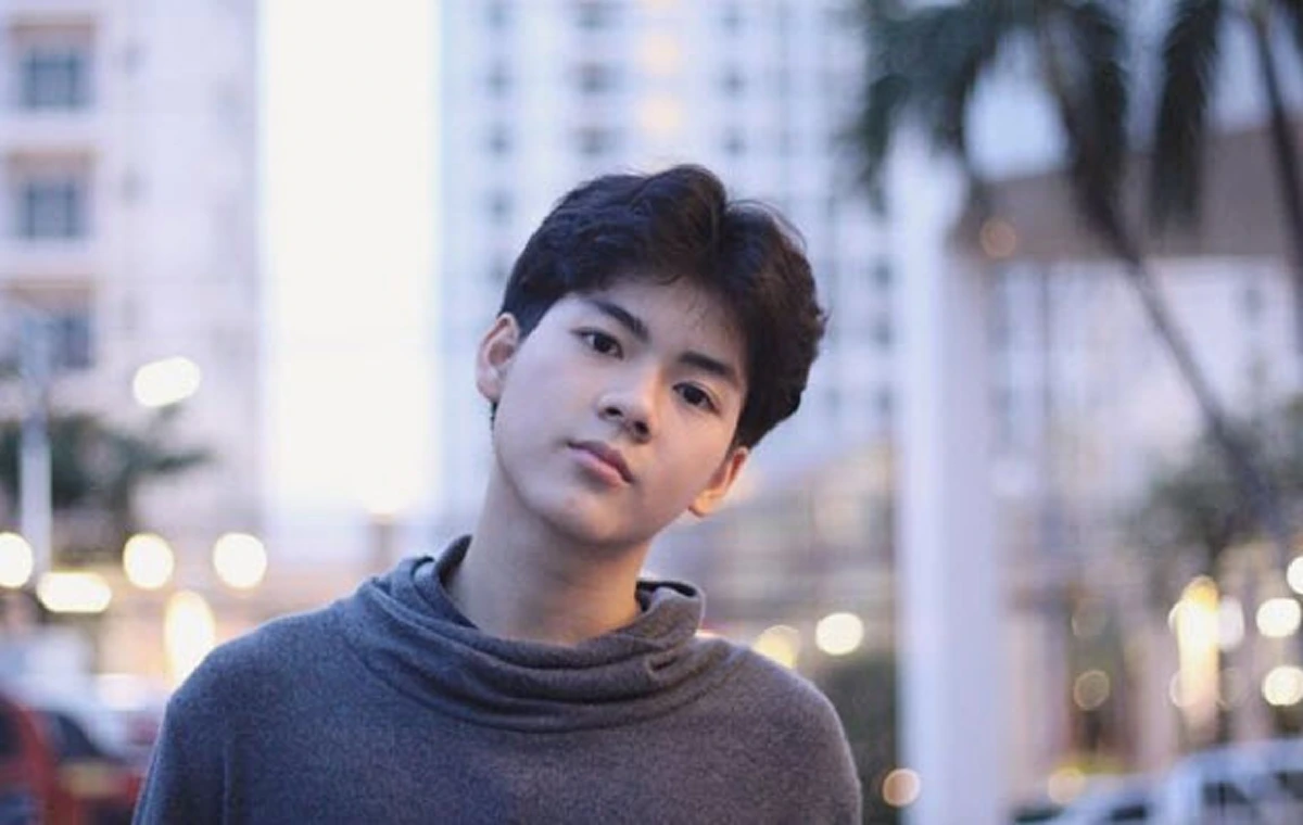 **ดาราเกาหลียังต้องชิดซ้าย !!! วันเฉลิมของแม่ลำยอง "น้องยอร์ช ยงศิลป์" แตกเนื้อหนุ่ม - หล่อละมุน จนสาวๆ กรี๊ดกันคอแตก