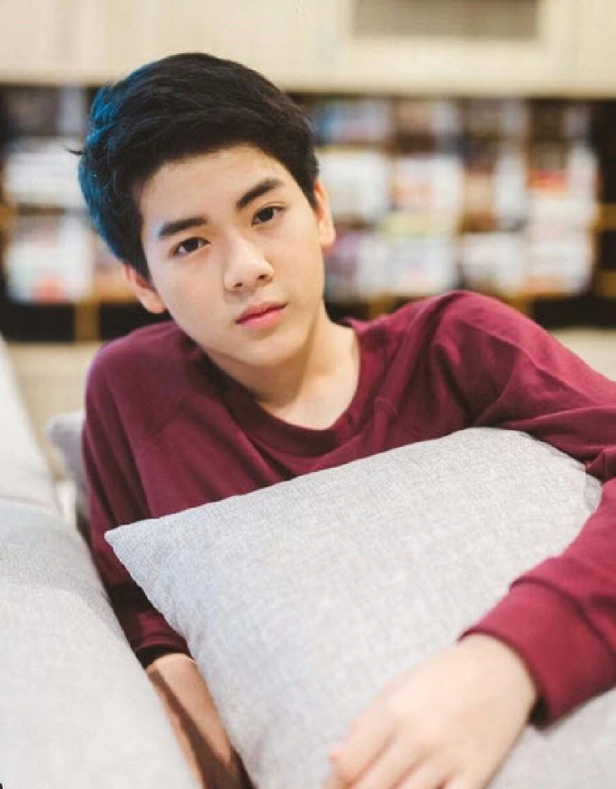 **ดาราเกาหลียังต้องชิดซ้าย !!! วันเฉลิมของแม่ลำยอง "น้องยอร์ช ยงศิลป์" แตกเนื้อหนุ่ม - หล่อละมุน จนสาวๆ กรี๊ดกันคอแตก