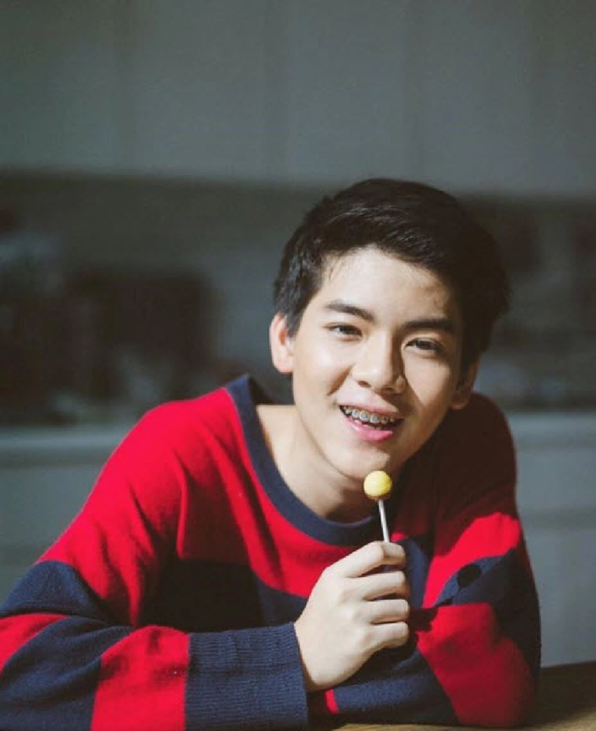 **ดาราเกาหลียังต้องชิดซ้าย !!! วันเฉลิมของแม่ลำยอง "น้องยอร์ช ยงศิลป์" แตกเนื้อหนุ่ม - หล่อละมุน จนสาวๆ กรี๊ดกันคอแตก