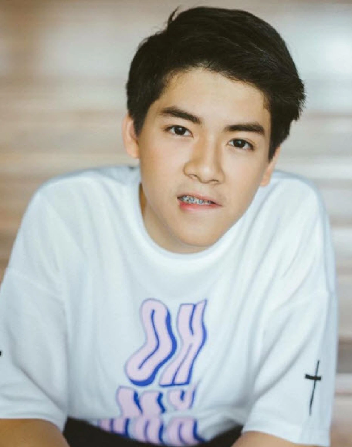 **ดาราเกาหลียังต้องชิดซ้าย !!! วันเฉลิมของแม่ลำยอง "น้องยอร์ช ยงศิลป์" แตกเนื้อหนุ่ม - หล่อละมุน จนสาวๆ กรี๊ดกันคอแตก