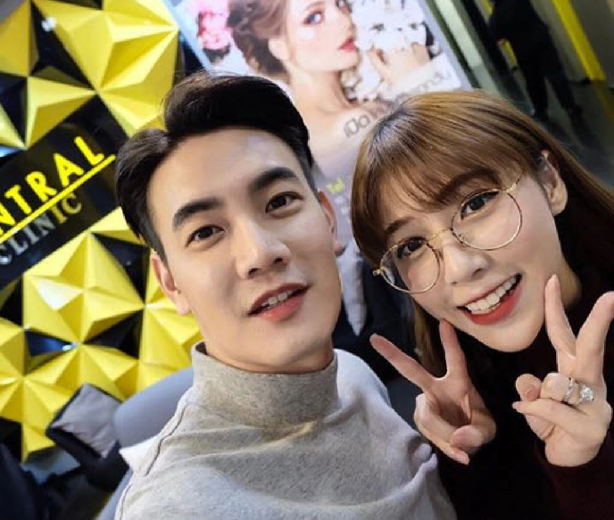 **แทบไม่อยากเชื่อสายตา !!! เมื่อนี่คือชีวิตล่าสุด "แอปเปิ้ล สีสะเหงียน" และสามี "ฟลุ๊ค จิระ" หลังแต่งงานกันมากว่า 3 เดือน !?