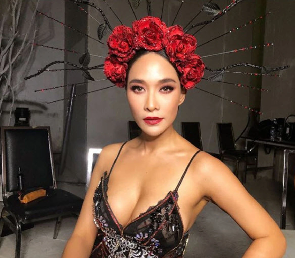 **สะเทือนวงการบันเทิงอีกรอบ !!! เมื่อ "เต๋า ทีวีพูล" วิเคราะห์สาเหตุที่แท้จริง หลัง "พลอย เฌอมาลย์" ประกาศอำลาวงการในอีก 5 ปี (คลิป)