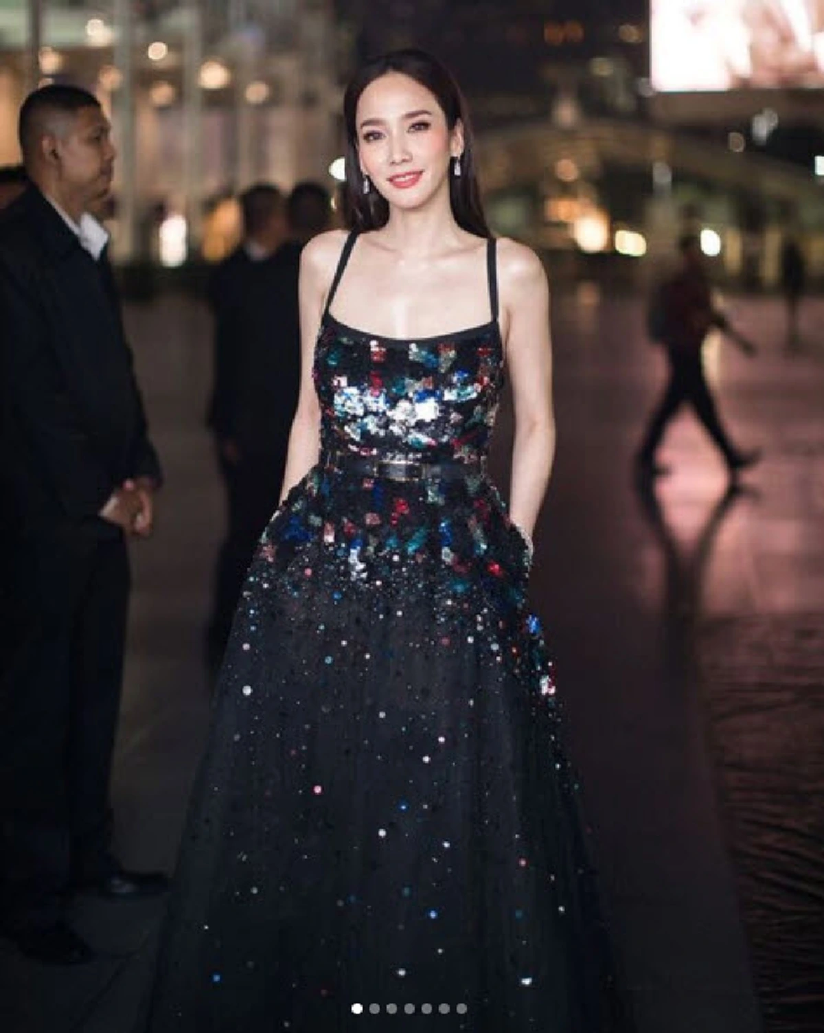 ***หลายคนอาจไม่เคยรู้ !!! ดาราตลกเพียงคนเดียวที่ "อั้ม พัชราภา" กดติดตามอิสตราแกรม !?