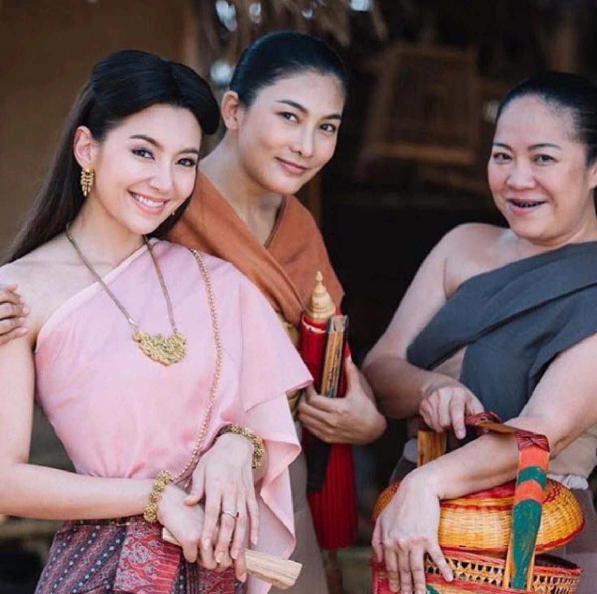 **ค่ายเพลงเรียกตัวด่วน !! จะเกิดอะไรขึ้น ? เมื่อ "นุ่น รมิดา" หรือ "อีแย้ม" เข้าห้องอัดเสียง พร้อมร้องเพลง "บุพเพสันวาส" เพราะแค่ไหนถามใจดู