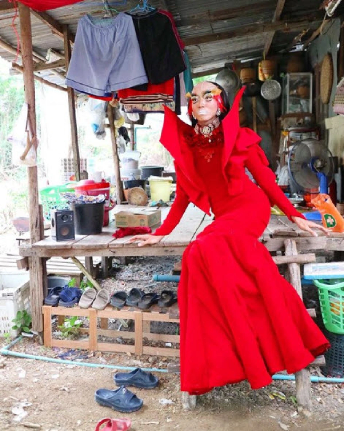 ***ขยี้ตาเป็น 100 รอบ !! เปิดเผยหน้าสด "มาดามมด" ไร้เมคอัพ-ขนตากันสาด เชื่อว่าน้อยคนจะเคยเห็น บอกเลยว่าแทบไม่อยากจะเชื่อ !!