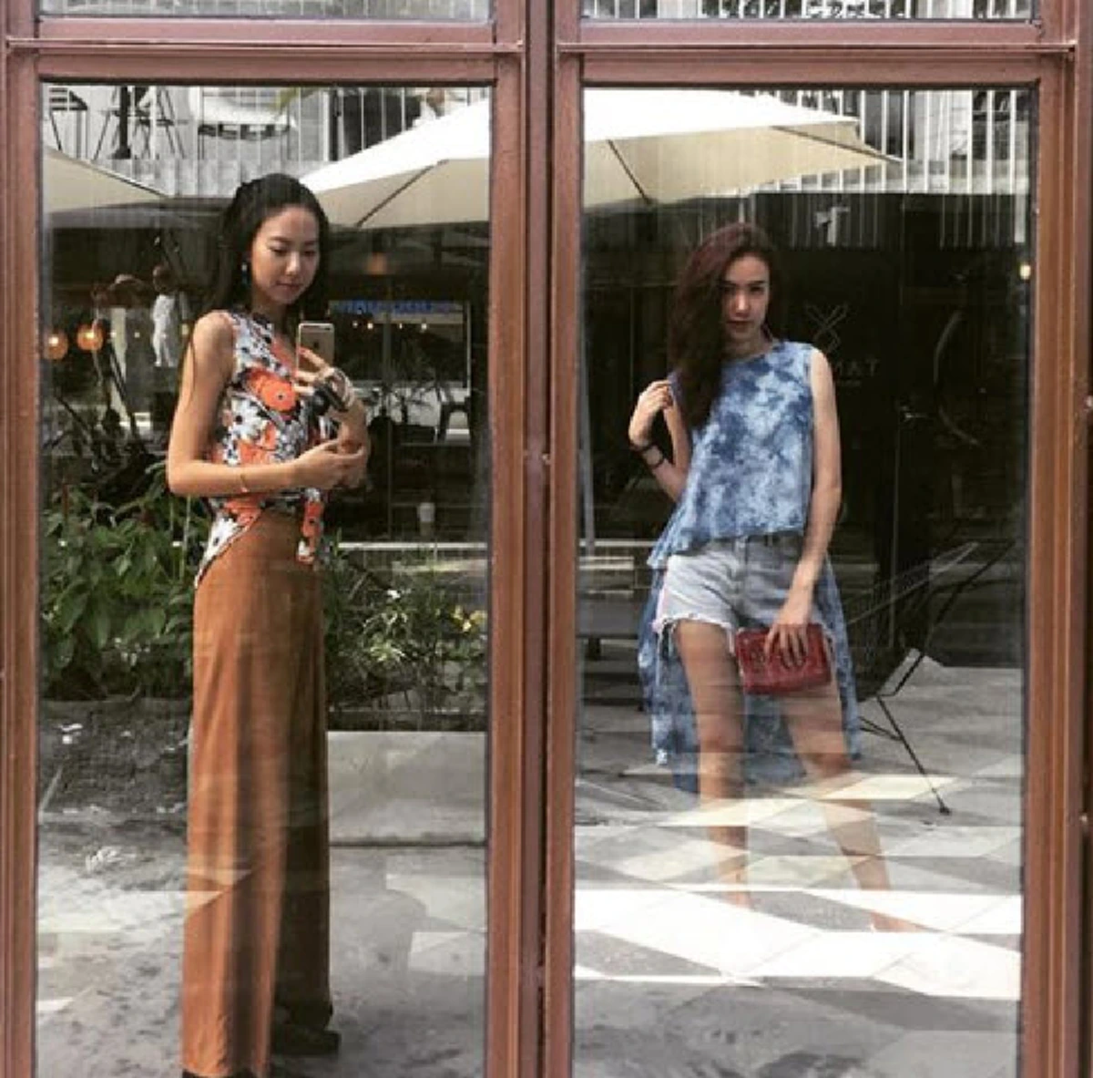 **หน้าตาดีกันทั้งครอบครัว !!! เผยโฉม "น้องสาว" อีกคนของหนุ่มหล่อซุปตาร์แดนกิมจิ "นิชคุณ" บอกเลยงานนี้หนุ่มๆ จ้องกันตาโต ?