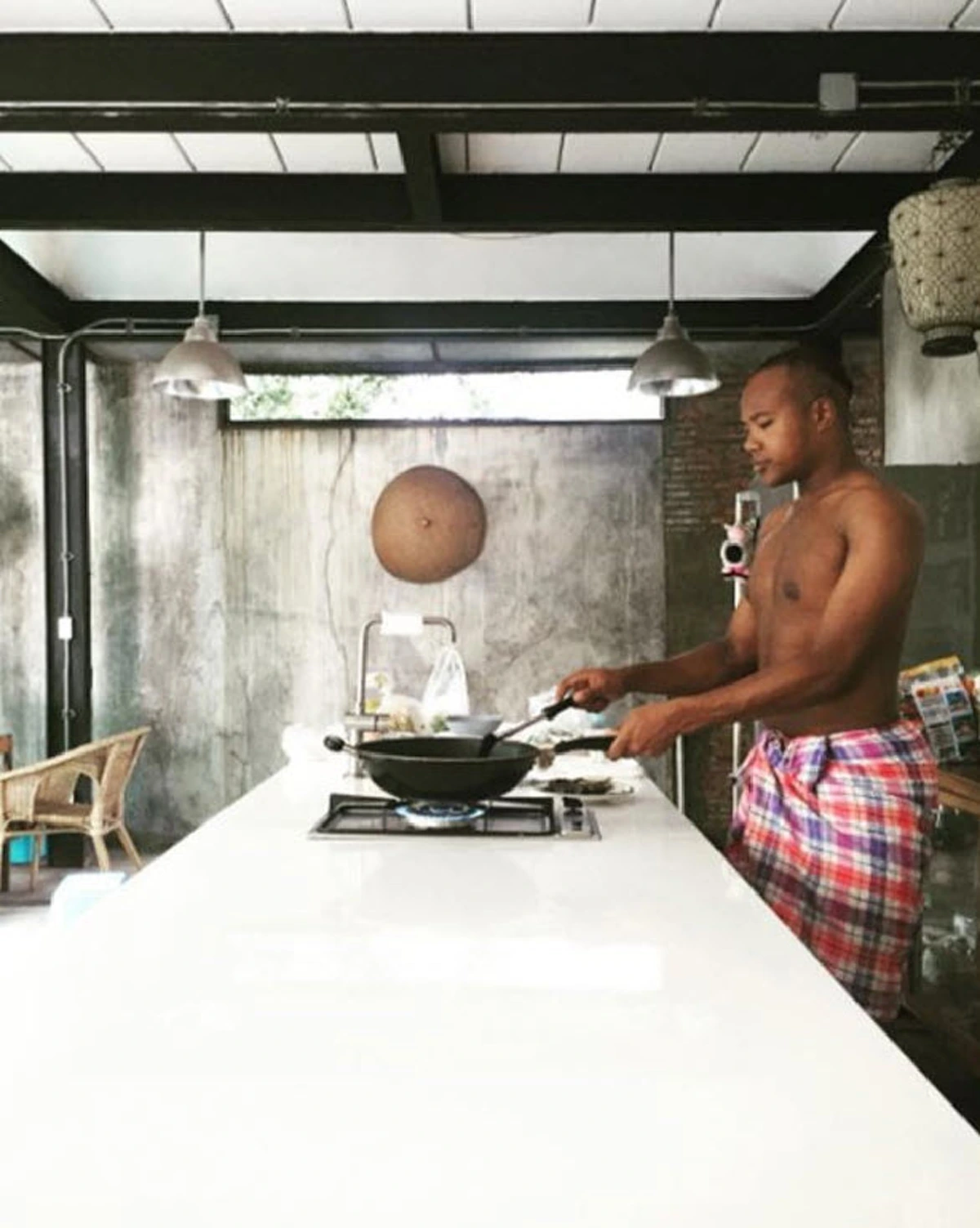 **ธรรมดาที่ไหนกัน !!! ส่องบ้านนักแสดงผิวสีชื่อดัง "รัศมีแข ฟ้าเกื้อล้น" กับความเรียบง่าย แต่แฝงไปด้วยความไฮโซอยู่ทุกมุม ?