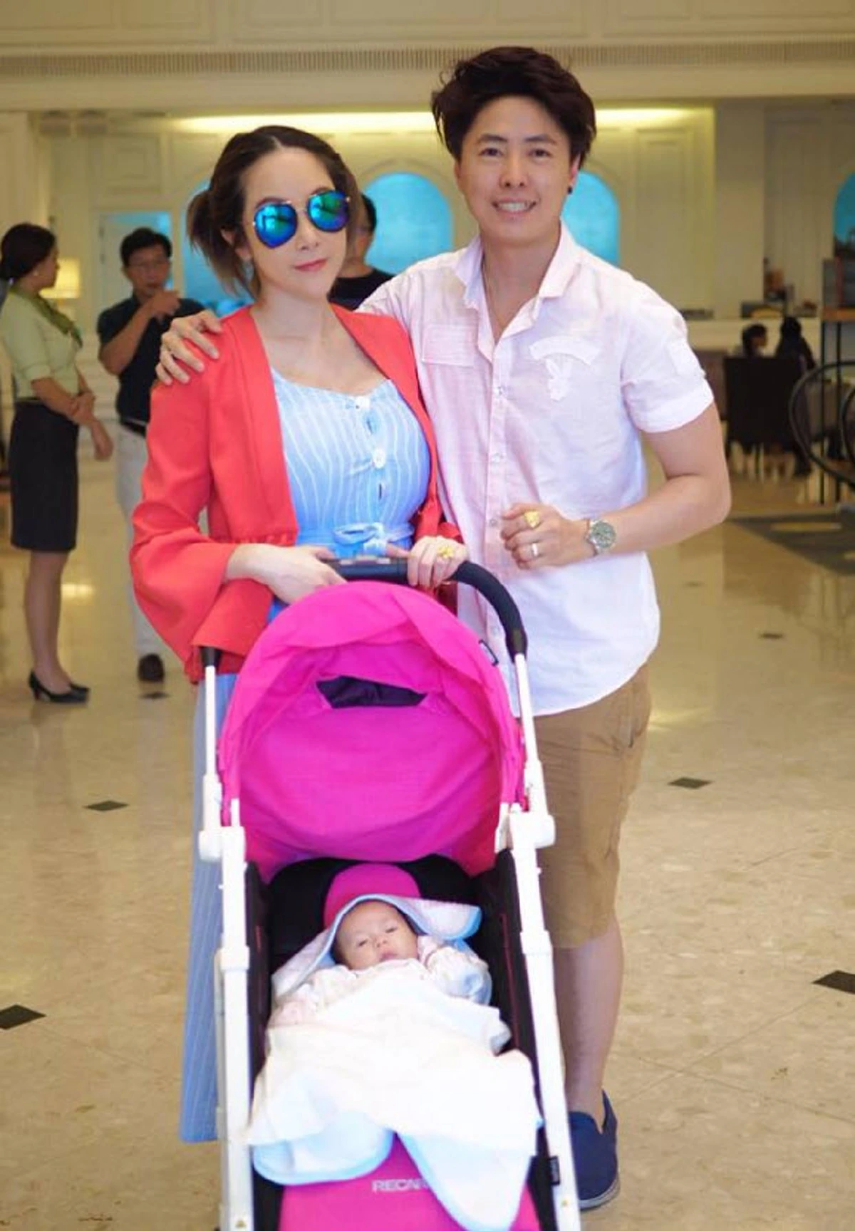 #มีขึ้นต้องมีลง!! เปิดชีวิตล่าสุด "นิกกี้ พริตตี้เงินล้าน" หลังจากมี "ลูกสาว" ชีวิตพลิกผัน ปัจจุบันเปลี่ยนไปมาก แทบไม่เหลือสภาพเดิม !! (ภาพ)