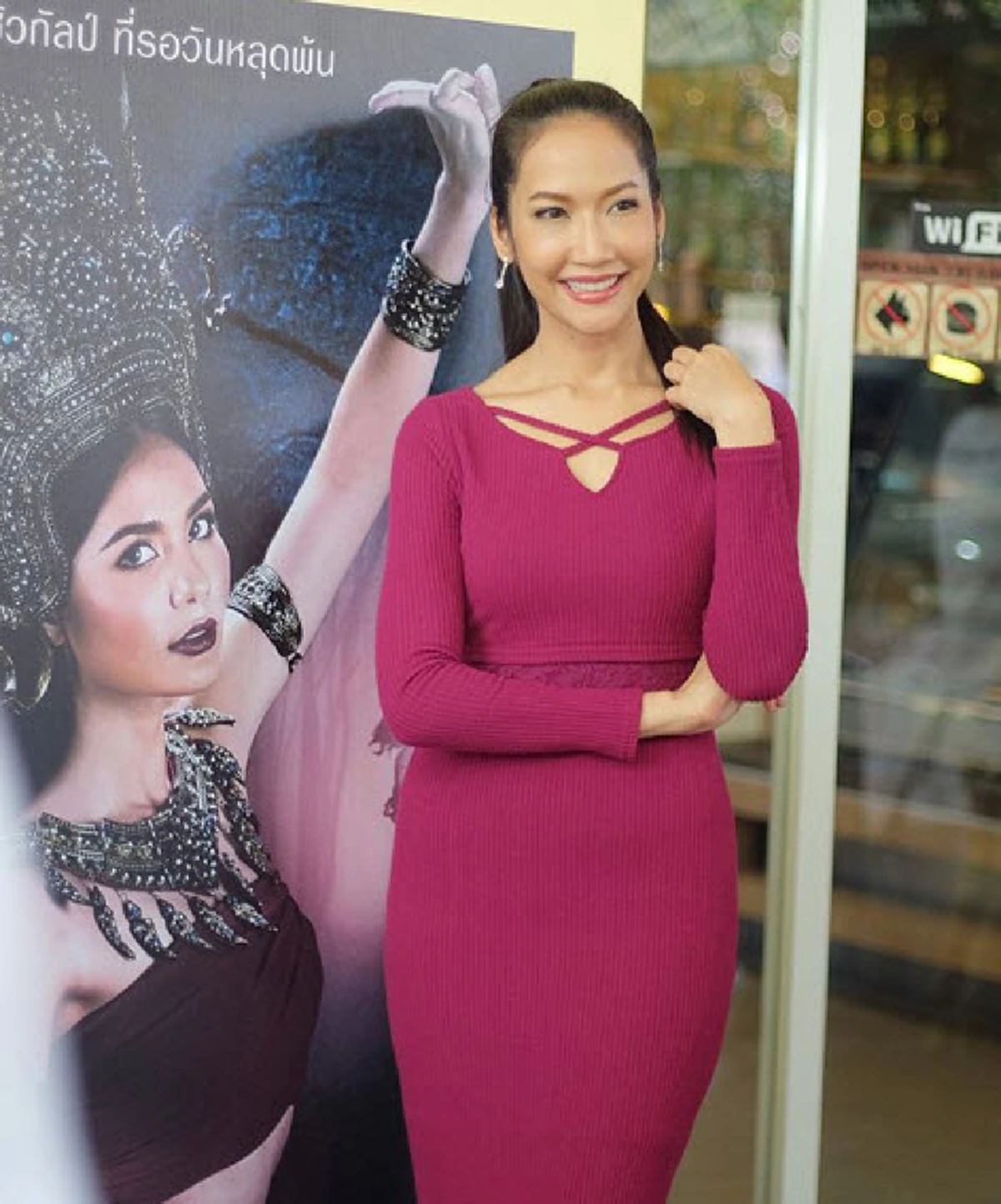 ***ส่องภาพล่าสุด "เอ๊ะ อิศริยา" อดีตนางเอกชื่อดัง  ที่ปัจจุบันผันตัวเองไปทำงานเบื้องหลัง !?