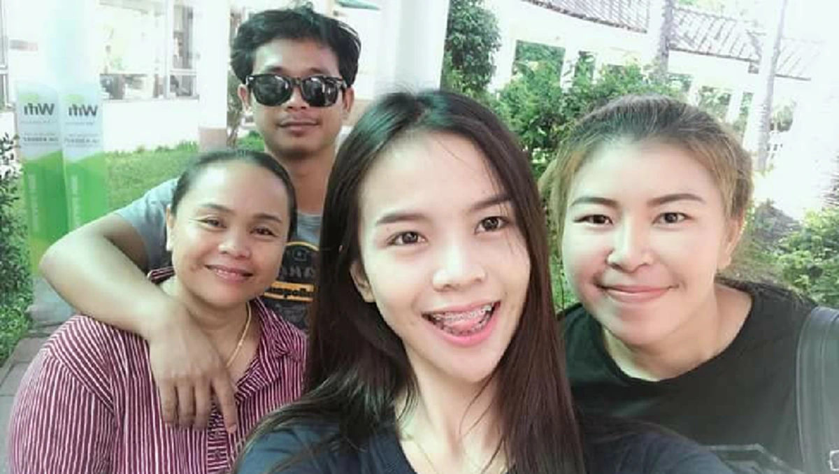 #โซเชียลคอมเม้นท์กันสนั่น!! หลัง "อาม ชุติมา" โพสต์รูปคู่ "เมญ่า" ทำชาวเน็ตแสดงความเห็น เผยข้อความชวนคิด ถึงกับสตั้นแรงไปหลายวัน !!