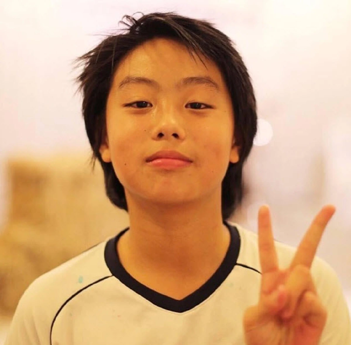 ***ถอดแบบสำเนาถูกต้อง !!! เปิดภาพ "น้องปราบ" ลูกชายคนเดียวของคุณแม่เจ้าของวลีเด็ด "ของมันต้องมี" ล่าสุดโตแล้วหล่อมาก พร้อมเฉิดฉายในวงการ !?