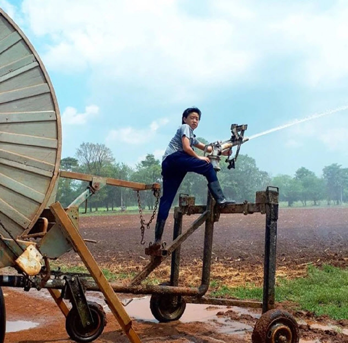 ***ถอดแบบสำเนาถูกต้อง !!! เปิดภาพ "น้องปราบ" ลูกชายคนเดียวของคุณแม่เจ้าของวลีเด็ด "ของมันต้องมี" ล่าสุดโตแล้วหล่อมาก พร้อมเฉิดฉายในวงการ !?