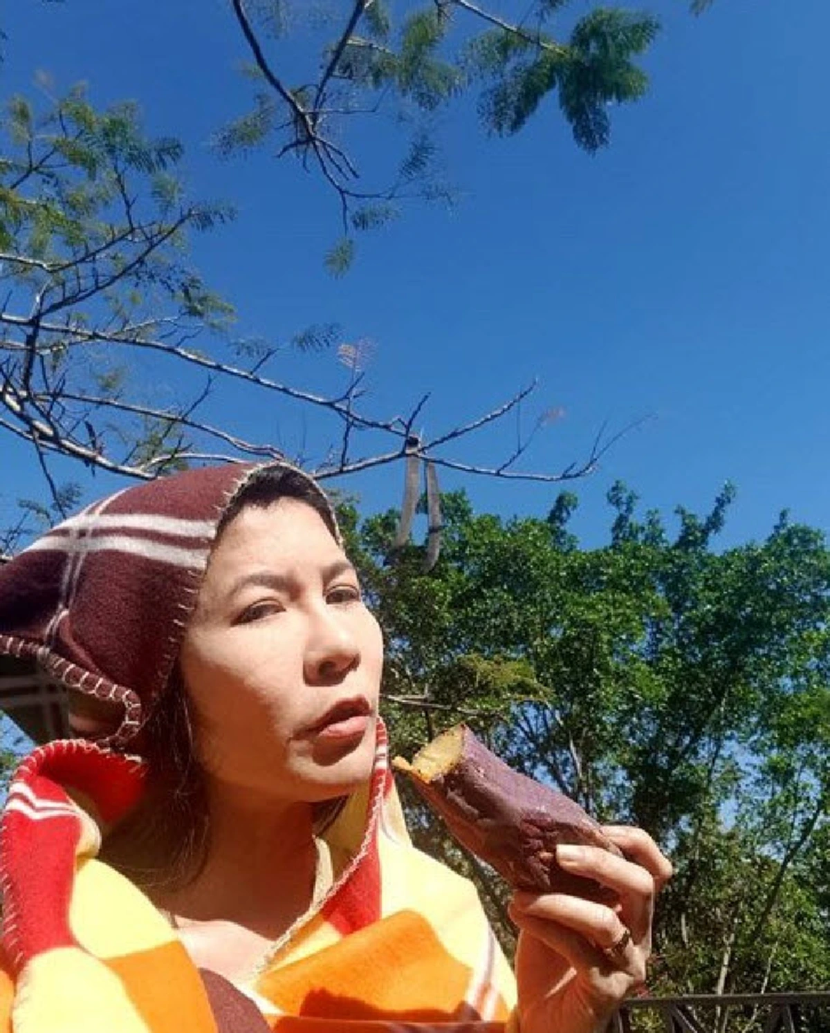 ***ช็อกทั้งวงการบันเทิง !!! "ตุ๊ยตุ่ย พุทธชาด" ยอมรับคบเพศเดียวกัน ไม่สนคนมองเป็นเลสเบี้ยน ลั่น ทุกอย่างมันเปลี่ยนได้เสมอ !? (คลิป)