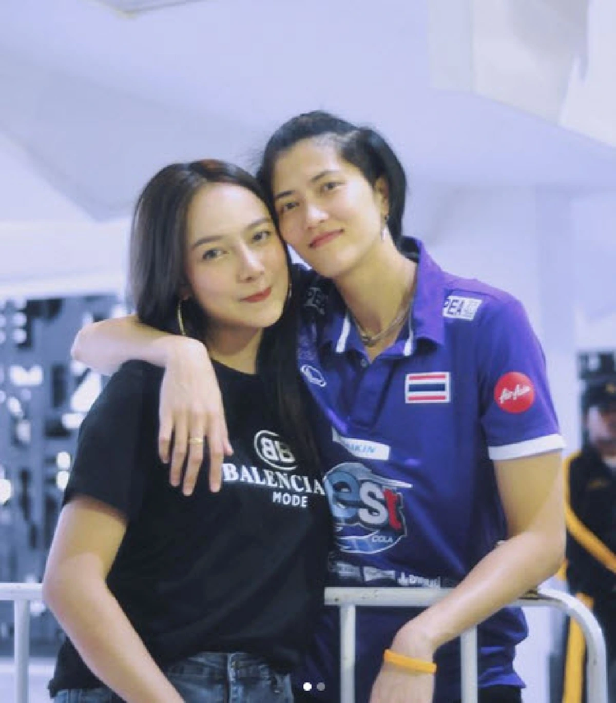**ช็อกทั้งสนามวอลเลย์บอล !!! "หน่อง ปลื้มจิตร" โพสต์ภาพสุดหวาน กับสาวงามว่าที่ "แฟนใหม่" บอกเลยดีกรีเธอไม่ธรรมดา !