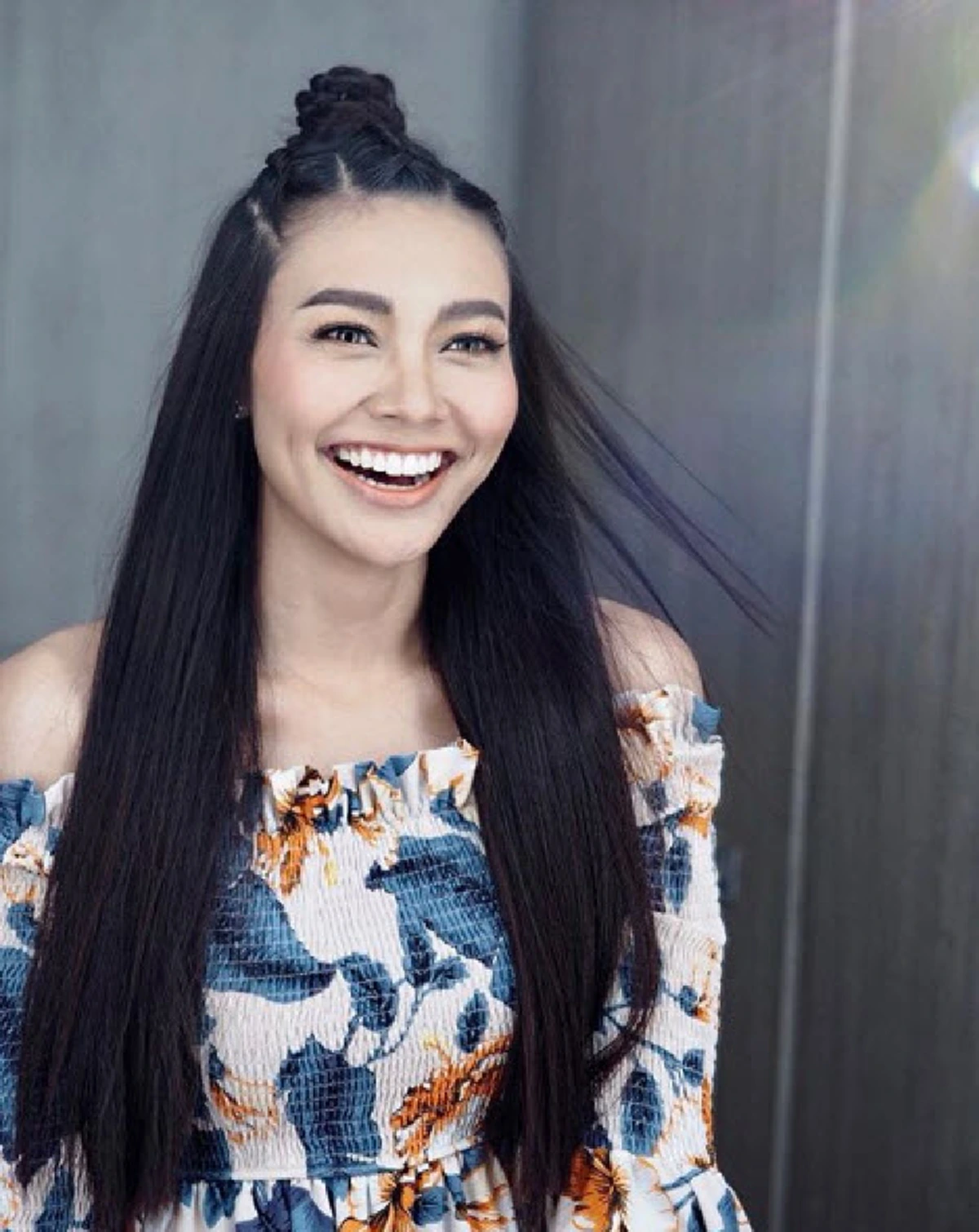 ***เปิดภาพพัฒนาการความสวย ! นักร้องเสียงทรงพลัง "แก้ม วิชญาณี" จากอดีตถึงปัจจุบัน บอกเลยว่าเธอมาไกลมากจริงๆ !?
