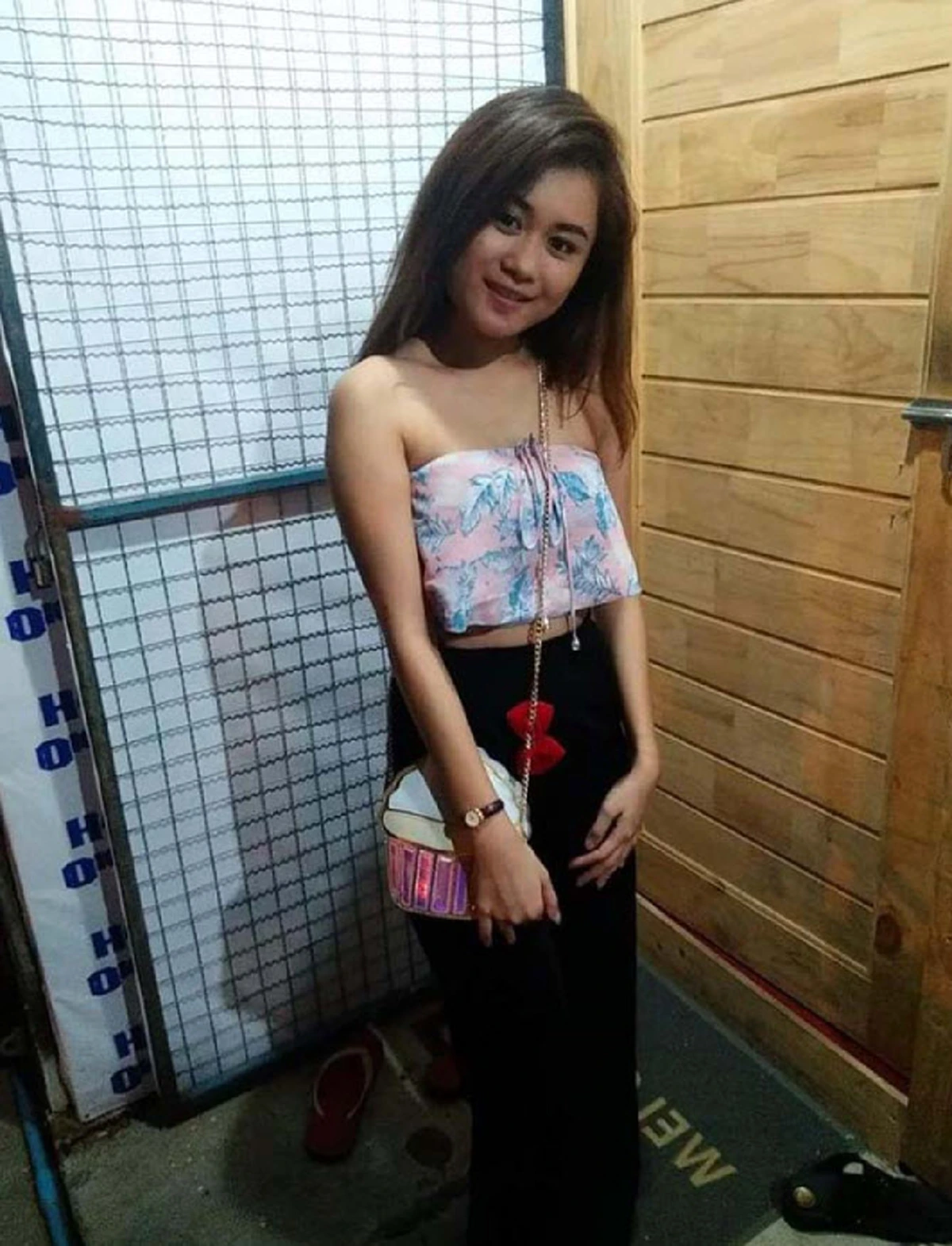 **จำแทบไม่ได้ !!! " น้องหยก มกจ๊ก " อดีตดาวตลกรุ่นจิ๋ว ! ล่าสุดโตเป็นสาว แซบอย่าบอกใครเชียว !! (ชมภาพ)