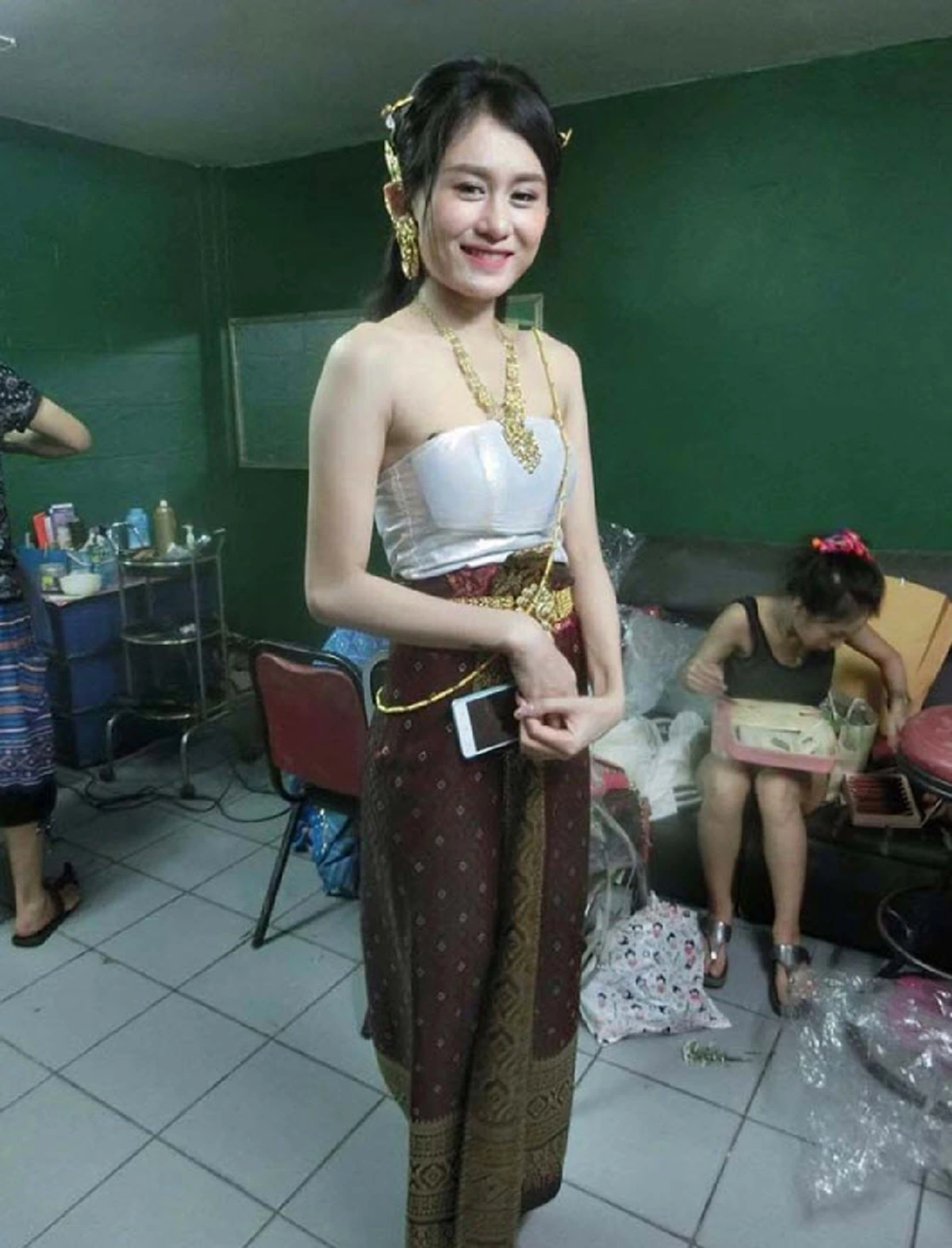 **จำแทบไม่ได้ !!! " น้องหยก มกจ๊ก " อดีตดาวตลกรุ่นจิ๋ว ! ล่าสุดโตเป็นสาว แซบอย่าบอกใครเชียว !! (ชมภาพ)