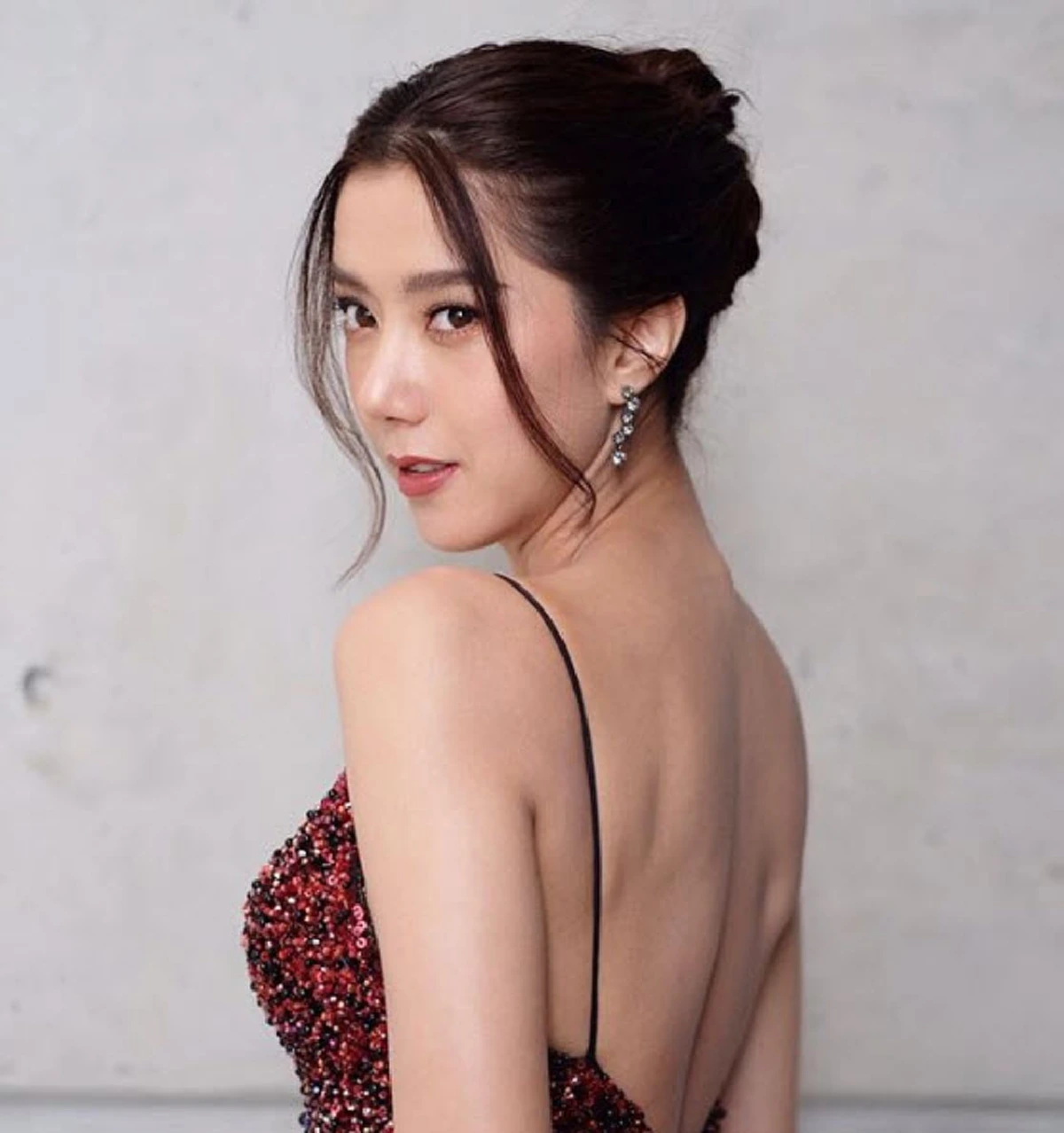 ***ออกโรงแจง! "ไอซ์ อภิษฎา" ขอโพสต์เคลียร์ผ่านไอจีส่วนตัว หลังลงภาพ "เปิดตัวแฟนใหม่" !? (รายละเอียด)