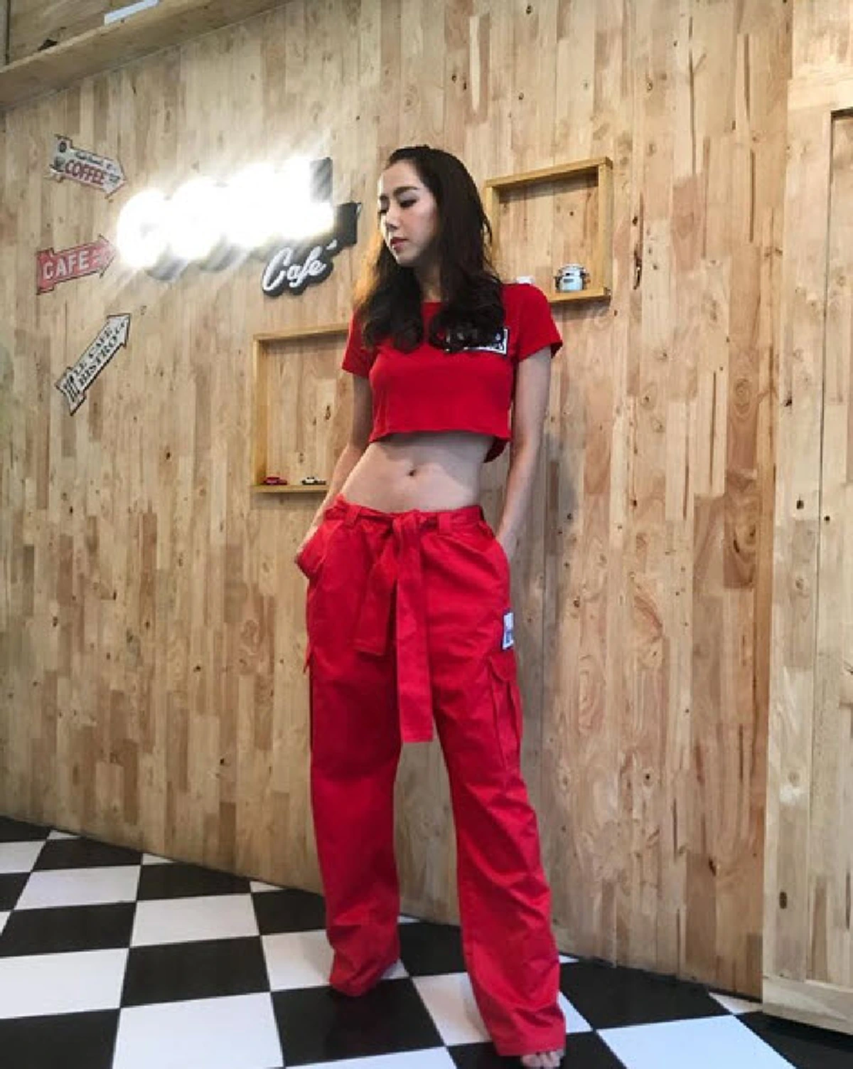 ***ออกโรงแจง! "ไอซ์ อภิษฎา" ขอโพสต์เคลียร์ผ่านไอจีส่วนตัว หลังลงภาพ "เปิดตัวแฟนใหม่" !? (รายละเอียด)