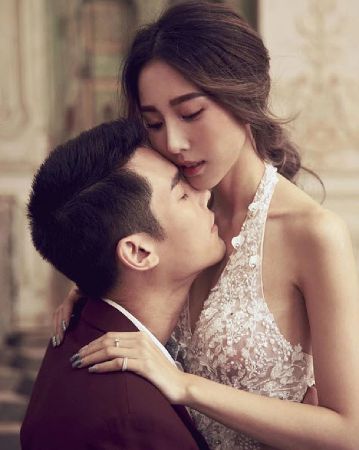***สาวๆถึงกับอิจฉา ! "กันต์ - พลอย" อวดภาพพรีเวดดิ้ง บอกเลยสวีทหวานแถมมีช็อตแอบหวิวหน่อยๆ !? (ชมภาพ)