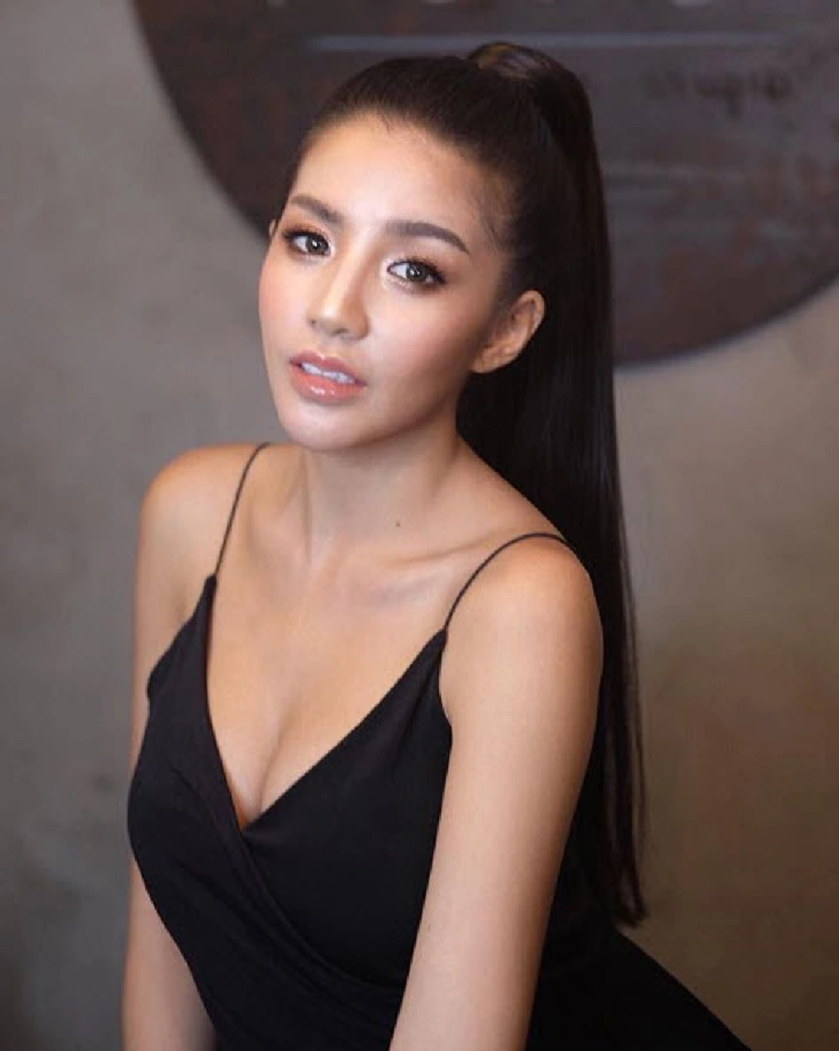 ***เปิด 7 อันดับนักร้องลูกทุ่งสาว ที่สวยที่สุดในวงการเพลง !? (รายละเอียด)