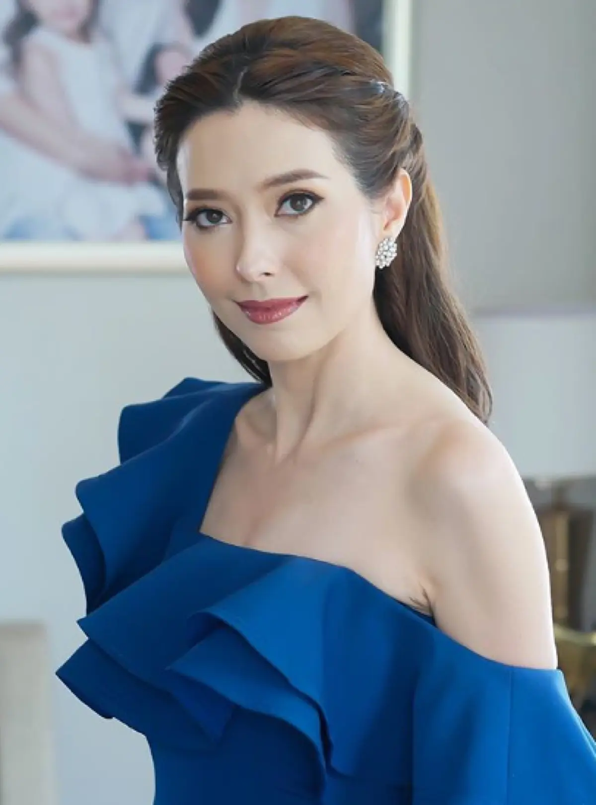 เปิด 5 อันดับ ผู้ประกาศข่าวสาวสุดฮิต ที่ทั้ง สวยเเละเก่งสุดๆ