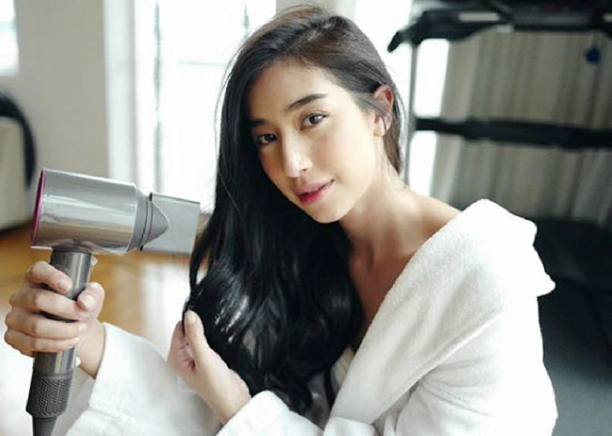 "มิ้น ชาลิดา" ซวยจริง! โดนชาวเน็ตกระหน่ำ หลังสงกรานต์รับจีบแมท