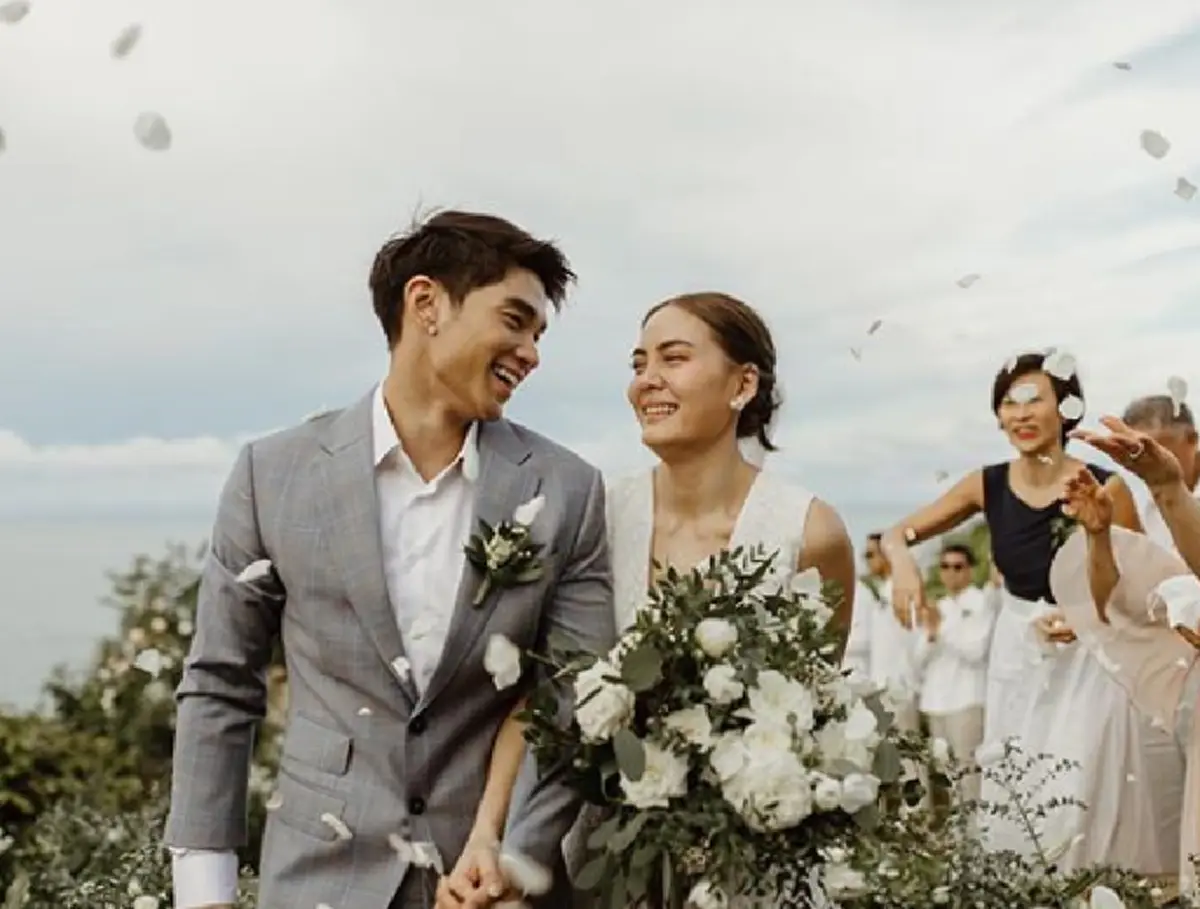 "มิกกี้" โชว์ทำอาหารให้ "เจนี่" พร้อมอวดซิกเเพกจนเเฟนคลับอิจฉา (คลิป)