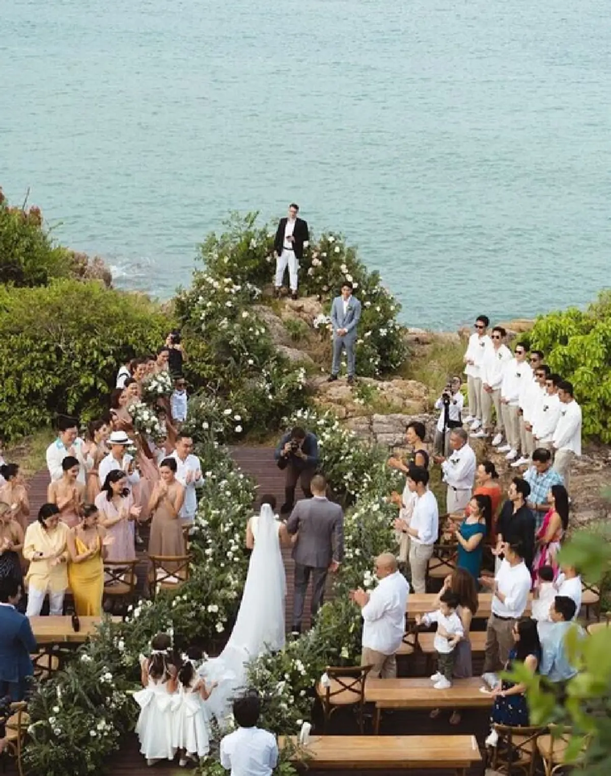 "มิกกี้" โชว์ทำอาหารให้ "เจนี่" พร้อมอวดซิกเเพกจนเเฟนคลับอิจฉา (คลิป)