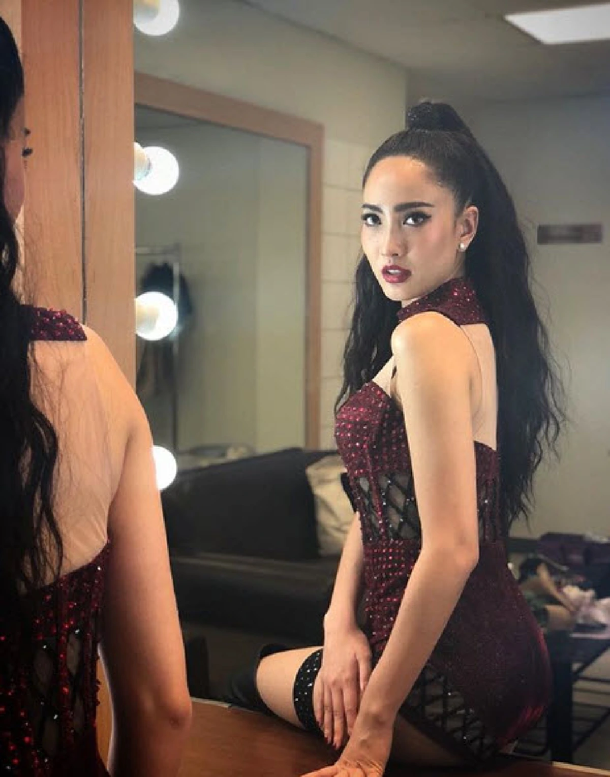 "เเต้ว ณฐพร" สลัดลุค เป็นสาวละติน ร่วมคอนเสิร์ต "เบิร์ด ธงชัย"