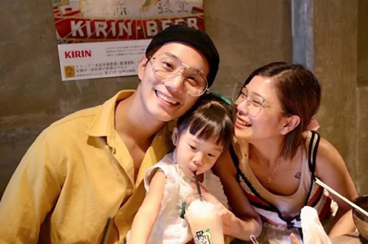 "บี้ KPN" แต่งต้นคริสต์มาสรอ "กุ๊บกิ๊บ-น้องเป่าเปา" บินฉลองเทศกาลพร้อมหน้าพร้อมตาที่จีน(คลิป)