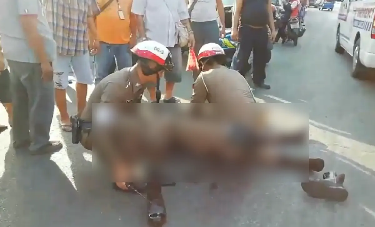 หนุ่มขับวินรับจ้างพบปัสวะสีม่วง ตกใจกลัวผู้โดยสารที่นั่งมาไม่ใส่หมวกกันน็อค เร่งบิดรถหนีพุ่งชน ตำรวจจราจรบาดเจ็บสาหัส!