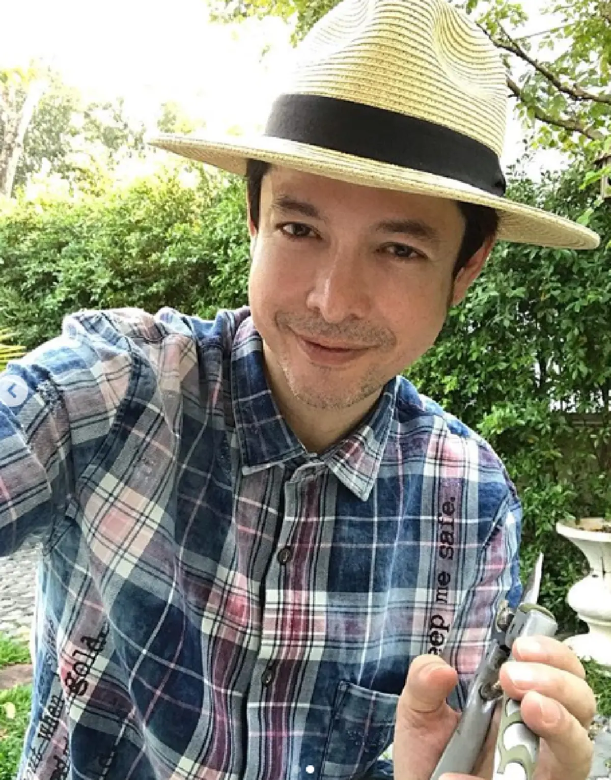 "ก็อท จักรพันธ์" บริจาค 1 ล้านบาท เงินจากแฟนเพลงแม่ยก ให้ศิริราชมูลนิธิ-รพ.จุฬาภรณ์