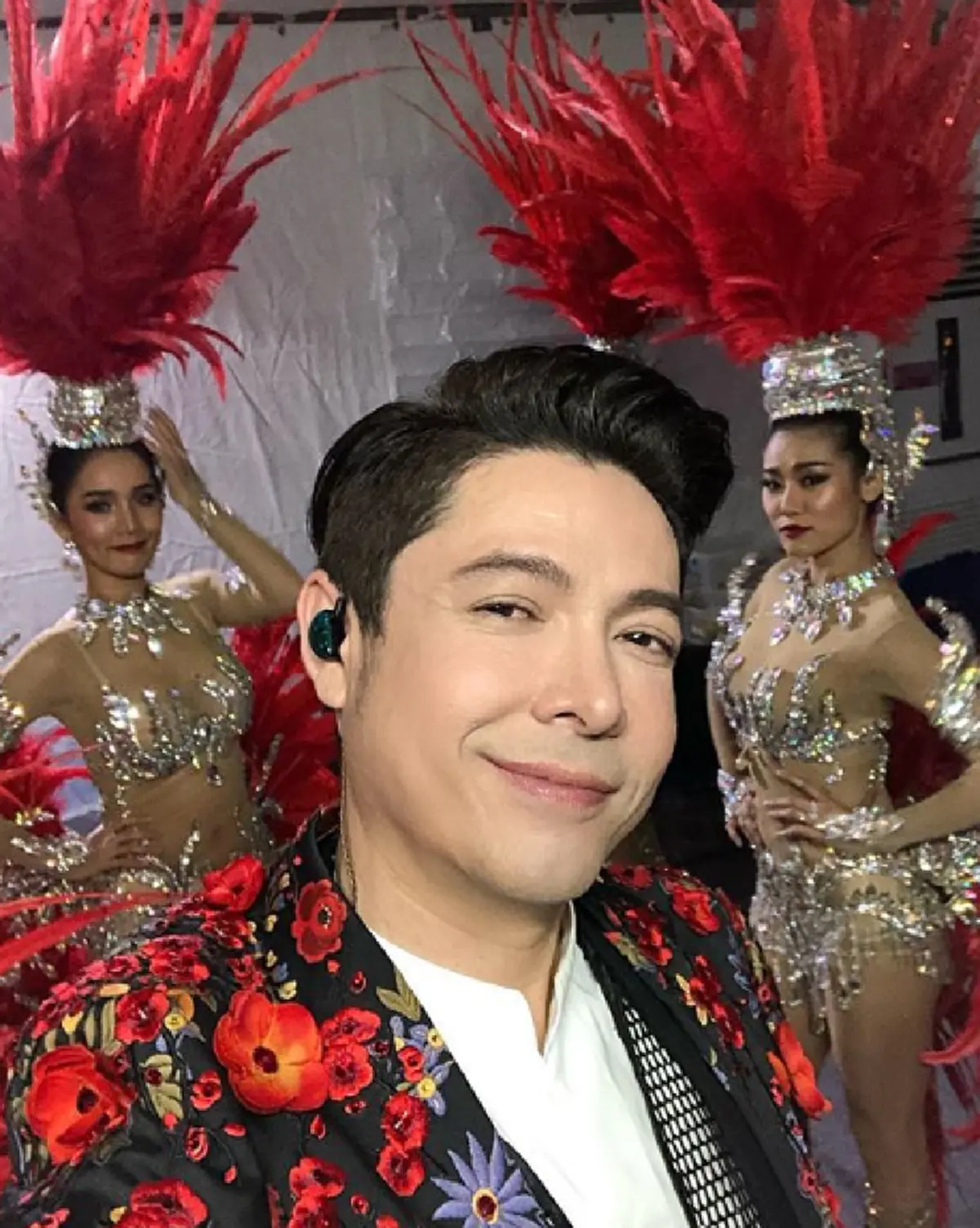 "ก็อท จักรพันธ์" บริจาค 1 ล้านบาท เงินจากแฟนเพลงแม่ยก ให้ศิริราชมูลนิธิ-รพ.จุฬาภรณ์