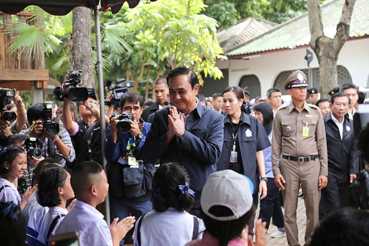 4ปี รัฐบาล"บิ๊กตู่" มัดใจประชาชน เชื่อมีอุดมการณ์และความตั้งใจทำงานเพื่อชาติ!