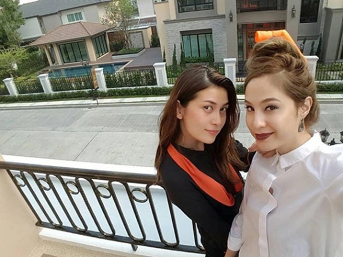 "ขวัญ อุษามณี" อวดโฉมบ้านใหม่ 40 ล้าน ห้องรับแขกอลังการหรูหราอย่างกับวัง
