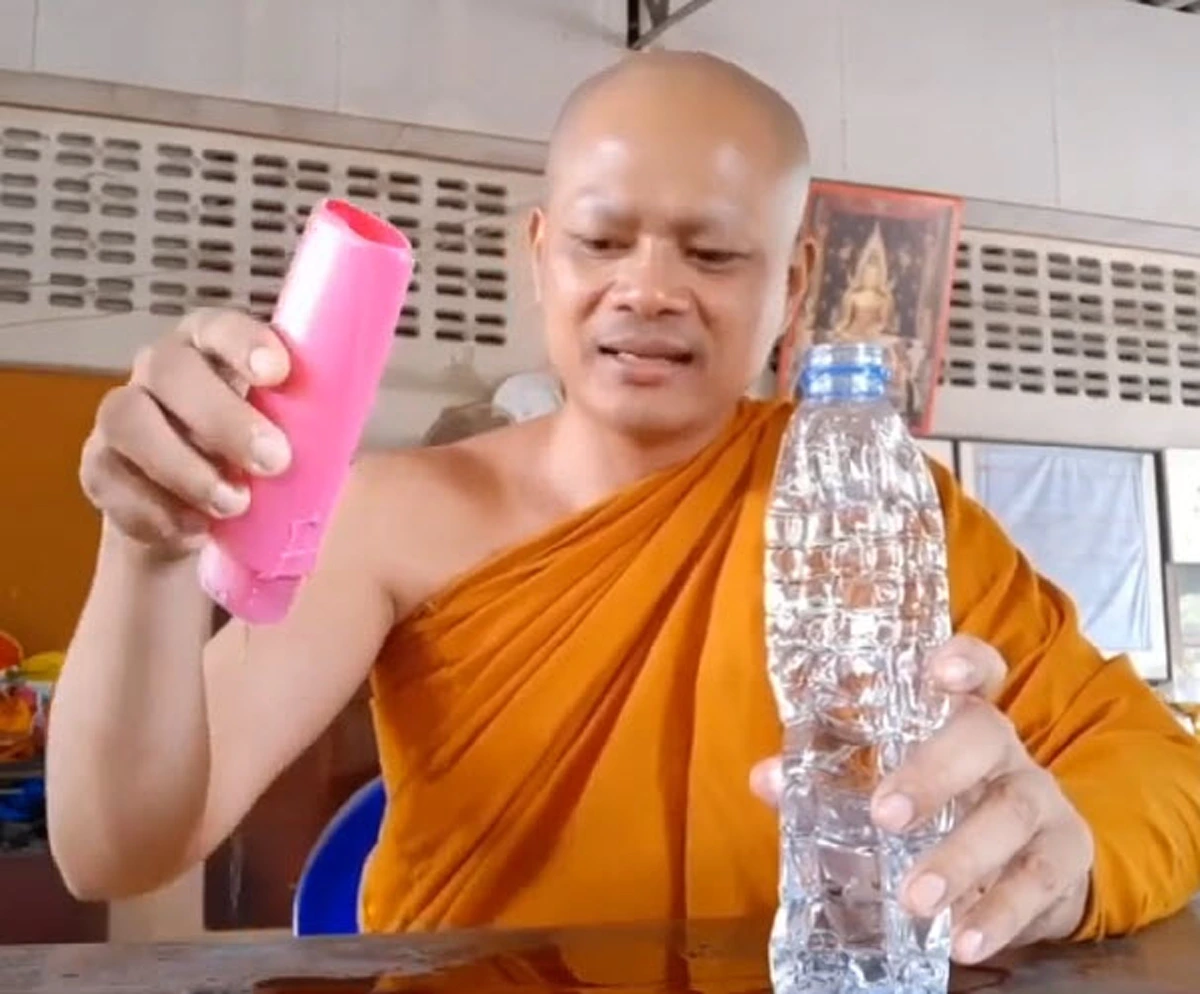 คำสอนจาก "พระศักดา สุนฺทโร" กับ การมองคนให้ลึกใช่เพียงมองเเค่เปลือกนอก! (คลิป)