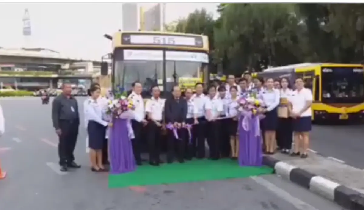 ขนส่งฯไฟเขียวรถเมล์ปอ.515 วิ่งบนทางด่วนได้