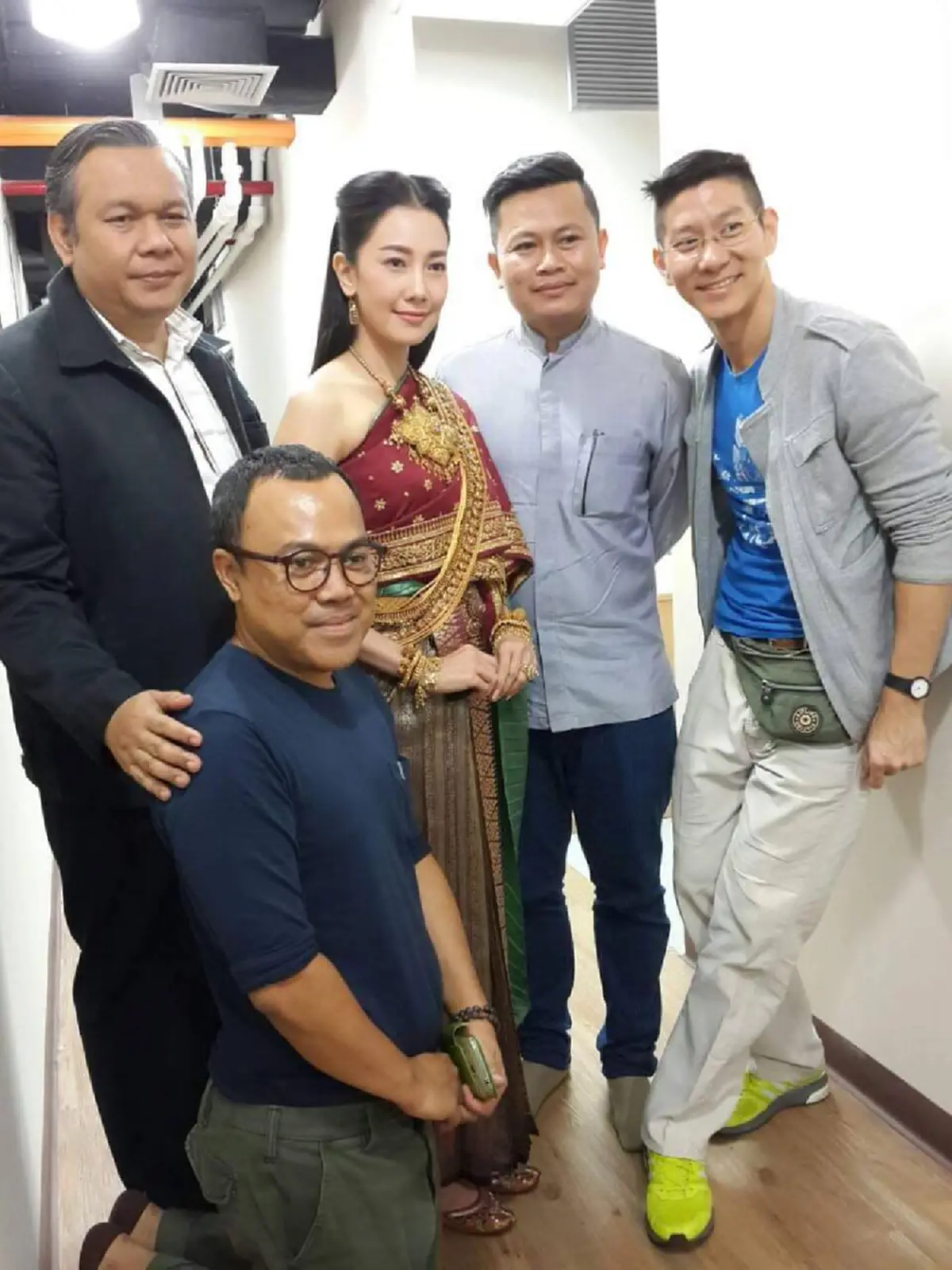 เปิดกรุ"คณะละครอาภรณ์งาม"เบื้องหลังที่มาเครื่องแต่งกาย(พิษสวาท)ทุกชิ้นงดงาม-วิจิตร-อิงประวัติศาสตร์