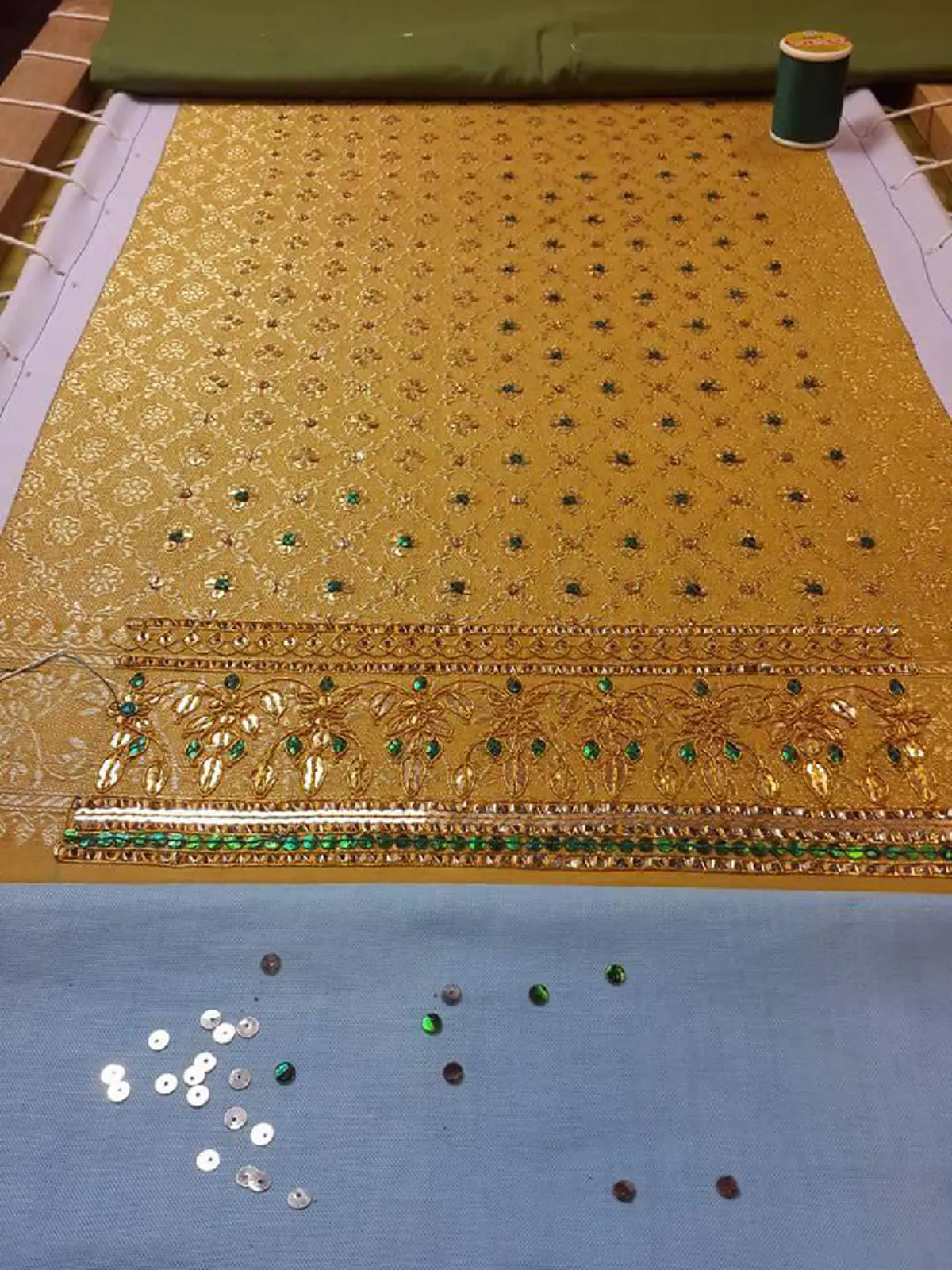 เปิดกรุ"คณะละครอาภรณ์งาม"เบื้องหลังที่มาเครื่องแต่งกาย(พิษสวาท)ทุกชิ้นงดงาม-วิจิตร-อิงประวัติศาสตร์