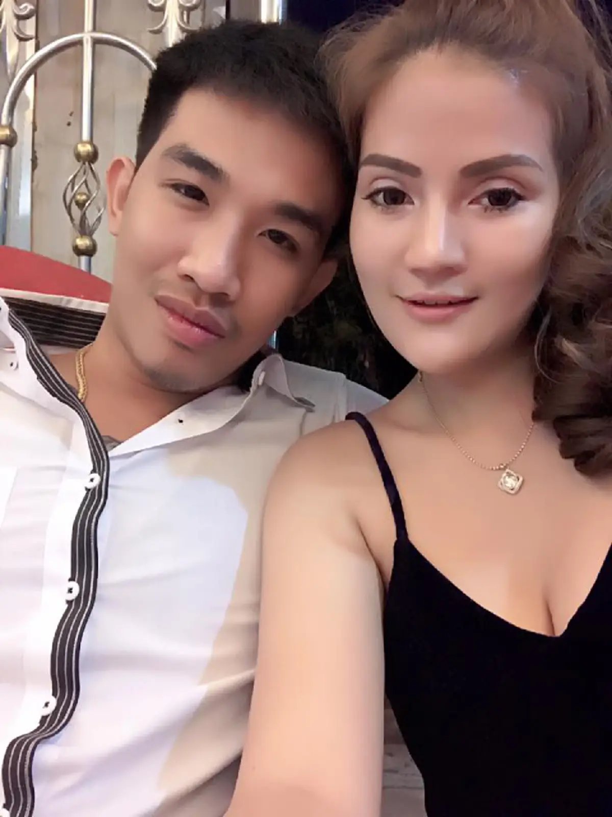 #อีพวกน่ารังเกียจ !! "เจ๊อุ๊" เมียเสียโป้ ของขึ้น!! เปิดใจ หลัง "กานต์" ชวนอยู่ 3 คน ผัวเมีย!!งานนี้ มีคนโดนถอนหงอกหมดหัวแน่!! (รายละเอียด)