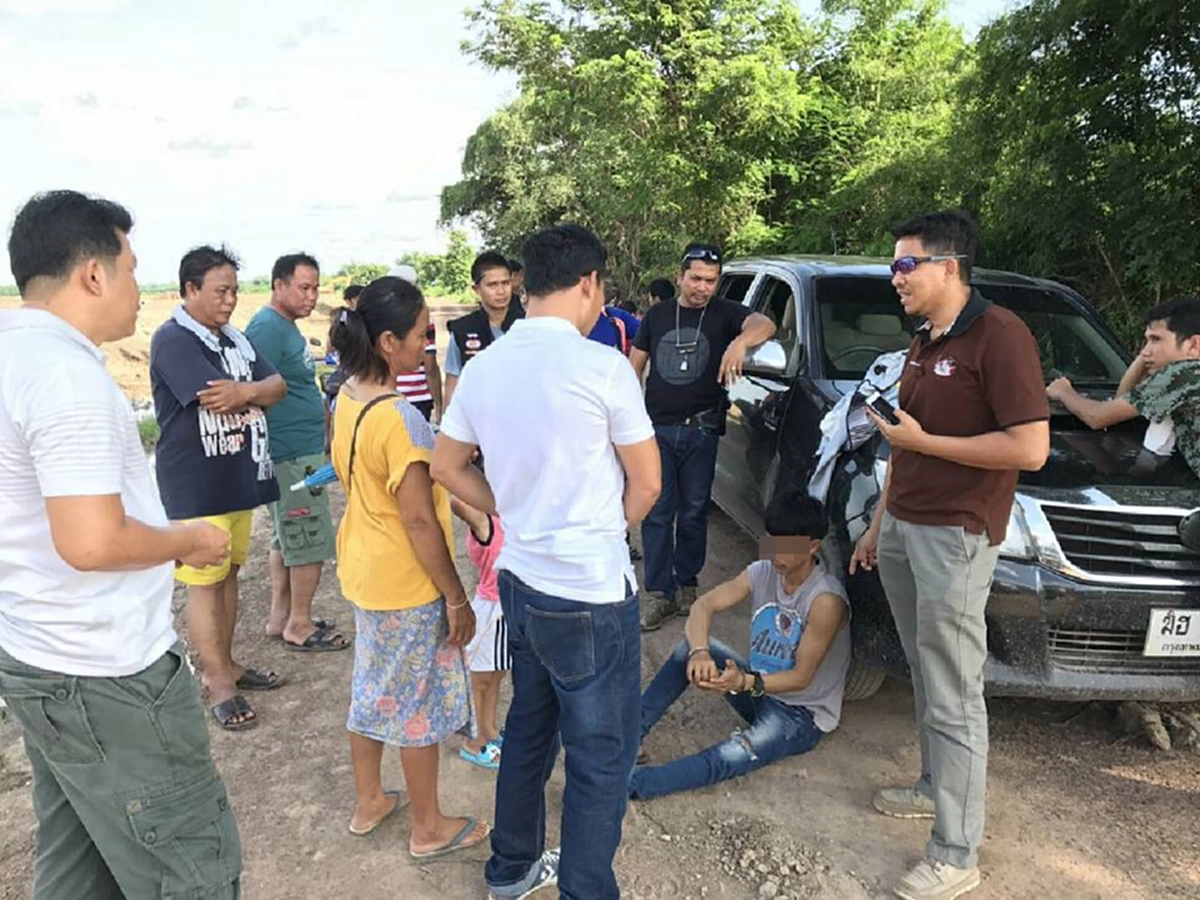 ริเป็นโจรตั้งแต่เด็ก!! ตร.ไล่จับเยาวชน หลังริเป็นโจรลักทรัพย์ นับแสน (คลิป)