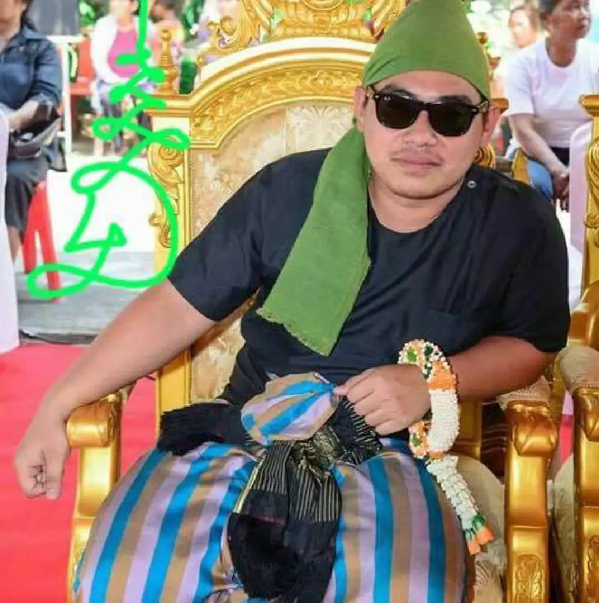 ตรวจสอบด่วน!! แบบนี้ก็ได้หรอ?? หนุ่มอ้างตัวเป็น ร่างทรงพ่อปู่ไบรอัน โอคอนเนอร์ พระเอกดังเรื่อง the fast อ้างทำนายดวงชะตาชีวิต ใบ้หวย??!!