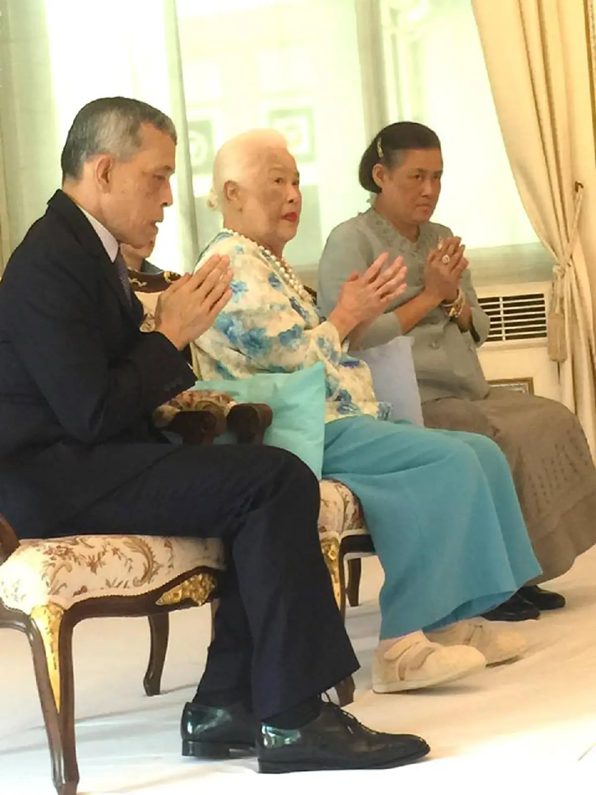 ขอพระองค์ทรงพระเจริญ.สมเด็จพระนางเจ้าสิริกิติ์พระบรมราชินีนาถ ในรัชกาลที่ ๙ ทรงบำเพ็ญพระราชกุศล วันเฉลิมพระชนมพรรษา๘๕พรรษา ในวันที่๑๒สิงหาคม